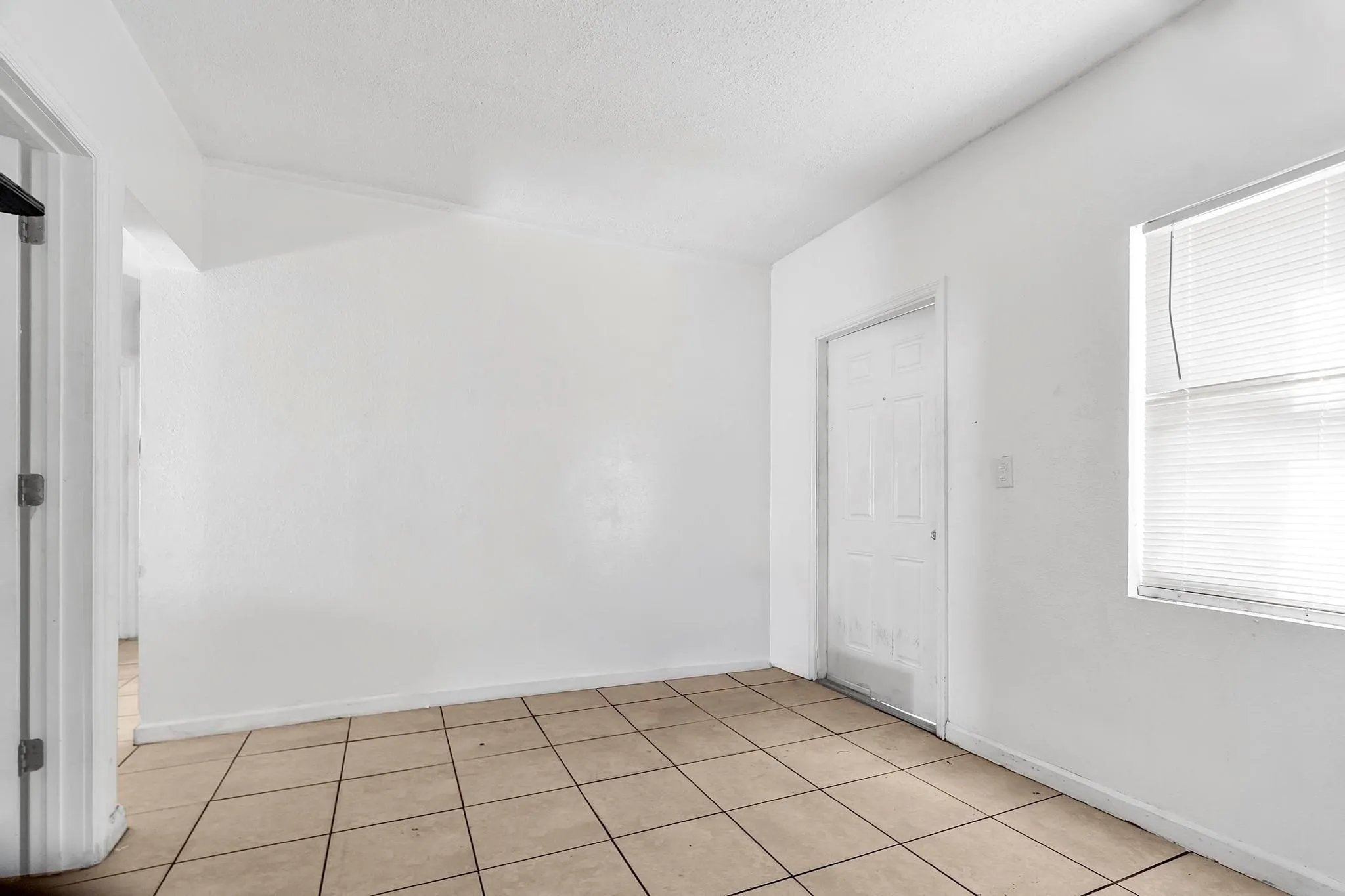 632-634 NW 14th Ter