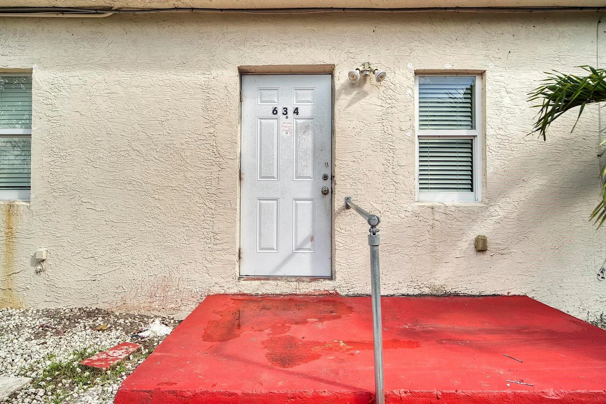 632-634 NW 14th Ter