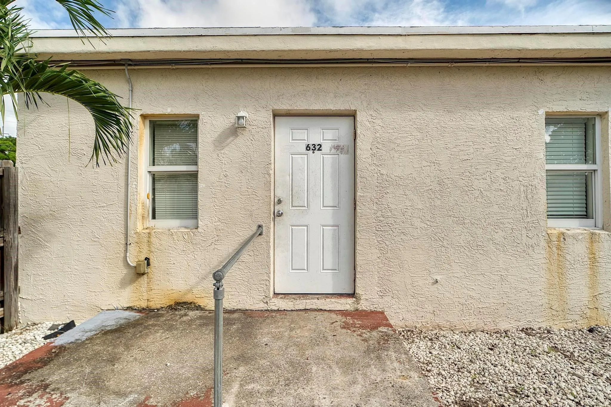 632-634 NW 14th Ter