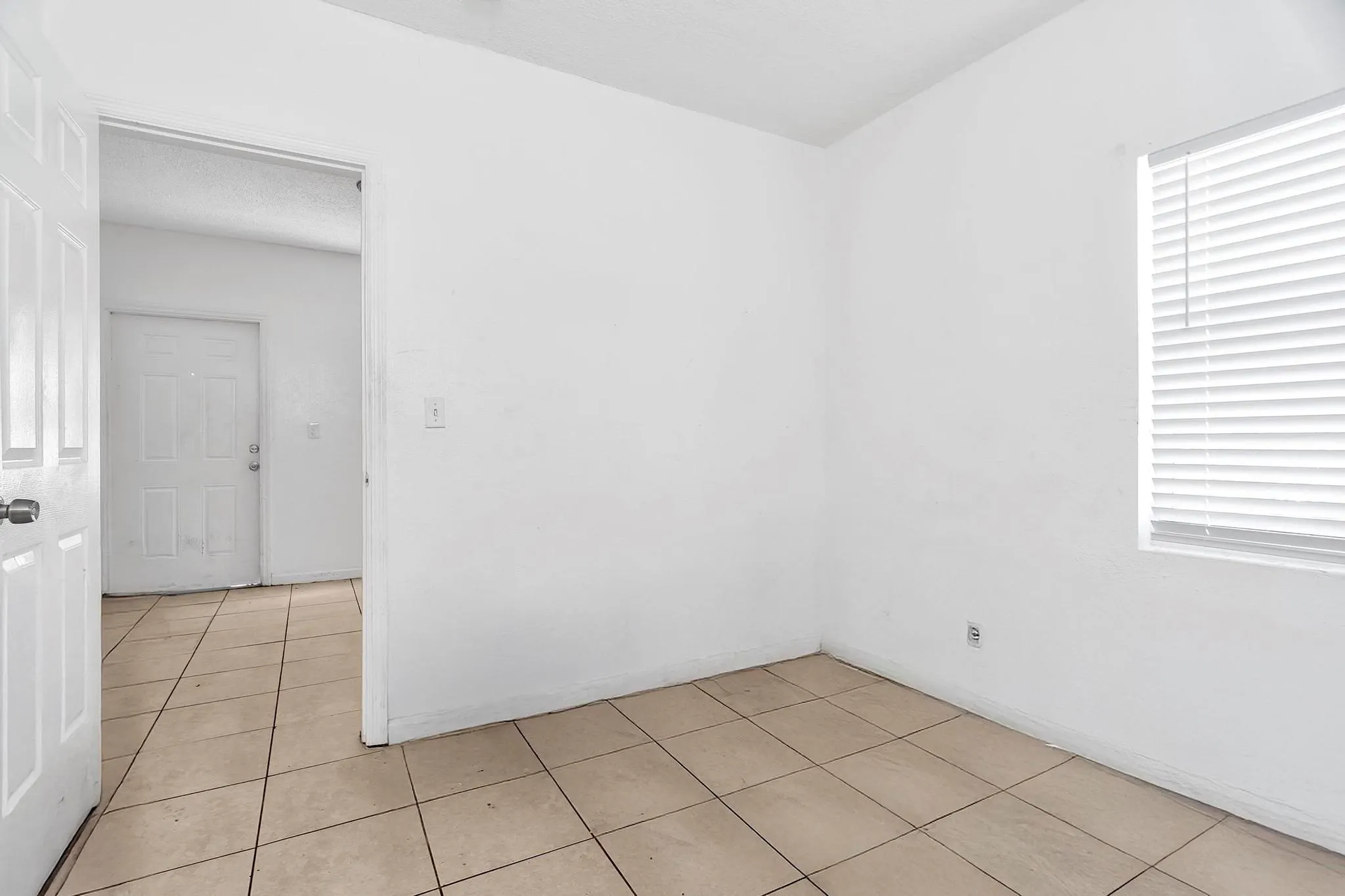 632-634 NW 14th Ter
