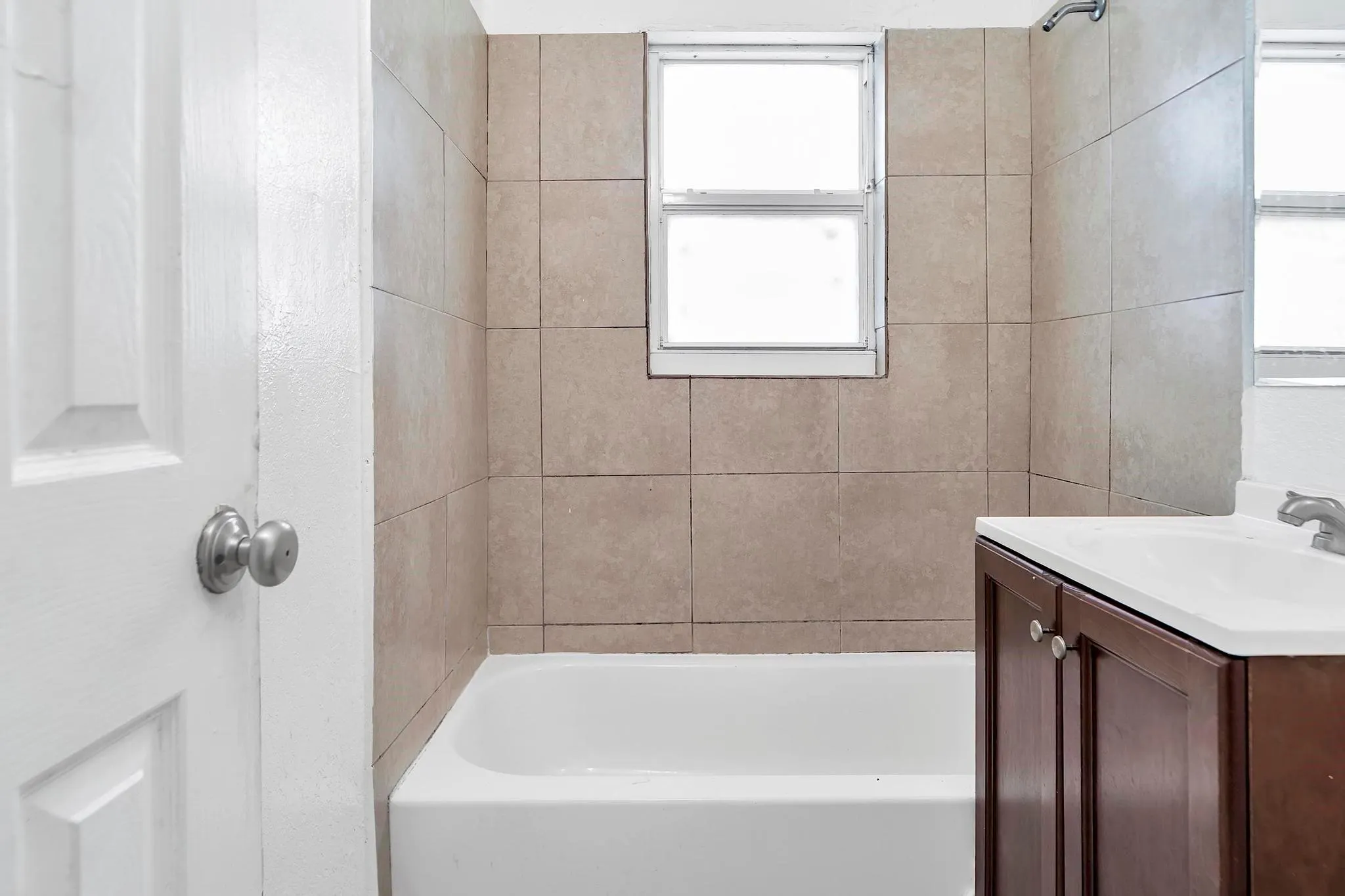 632-634 NW 14th Ter