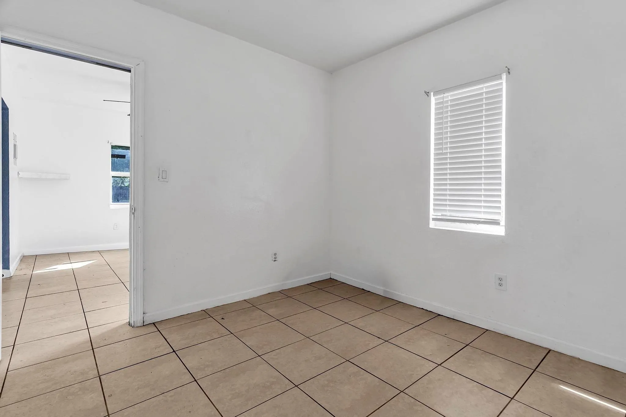 632-634 NW 14th Ter