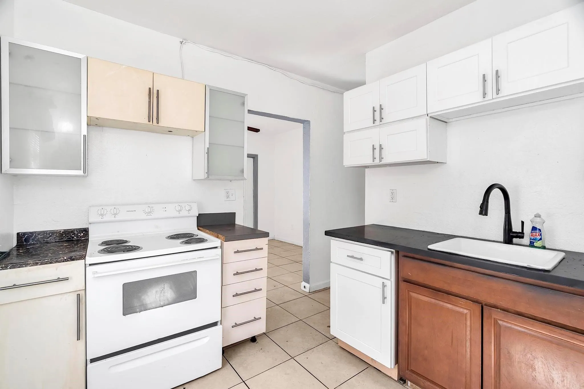 632-634 NW 14th Ter