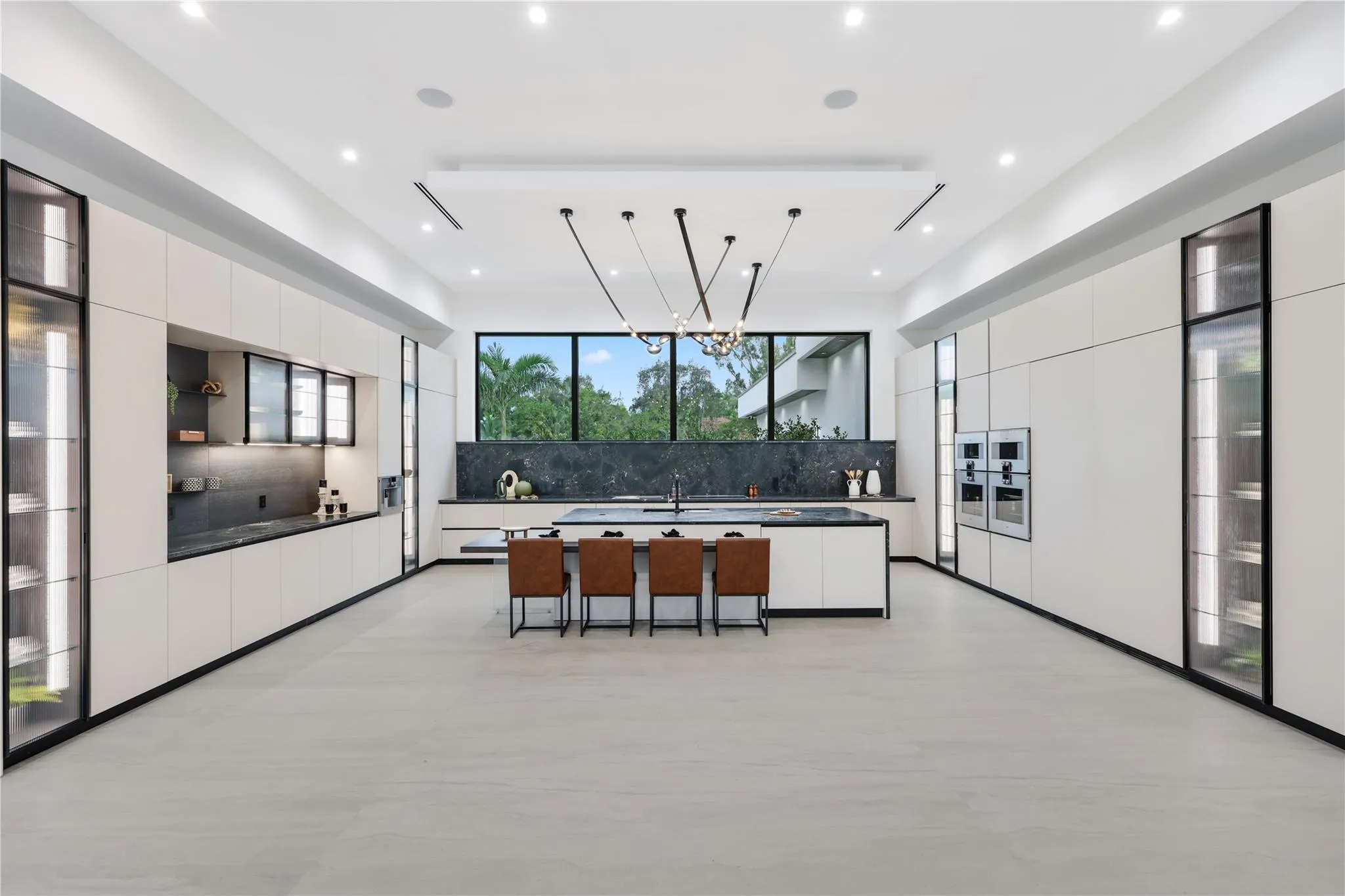 8795 Valencia Ct