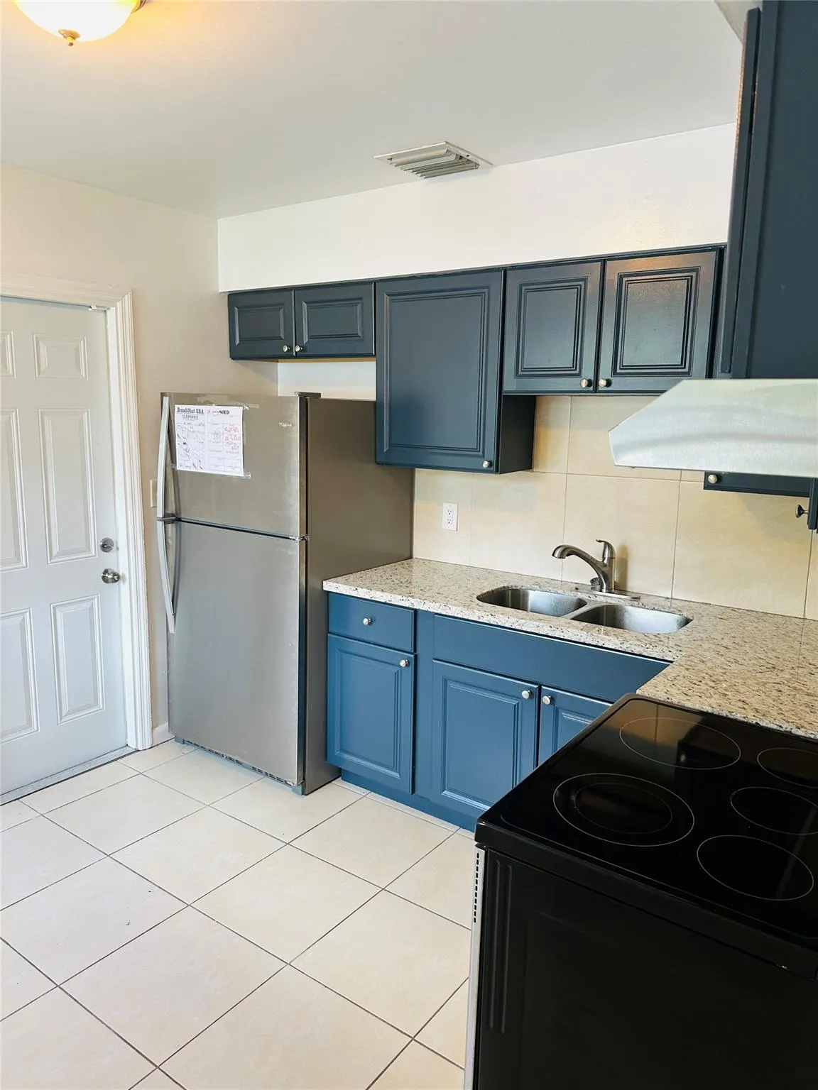 2216 Wilson St, #1