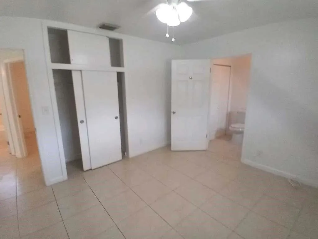 2216 Wilson St, #1