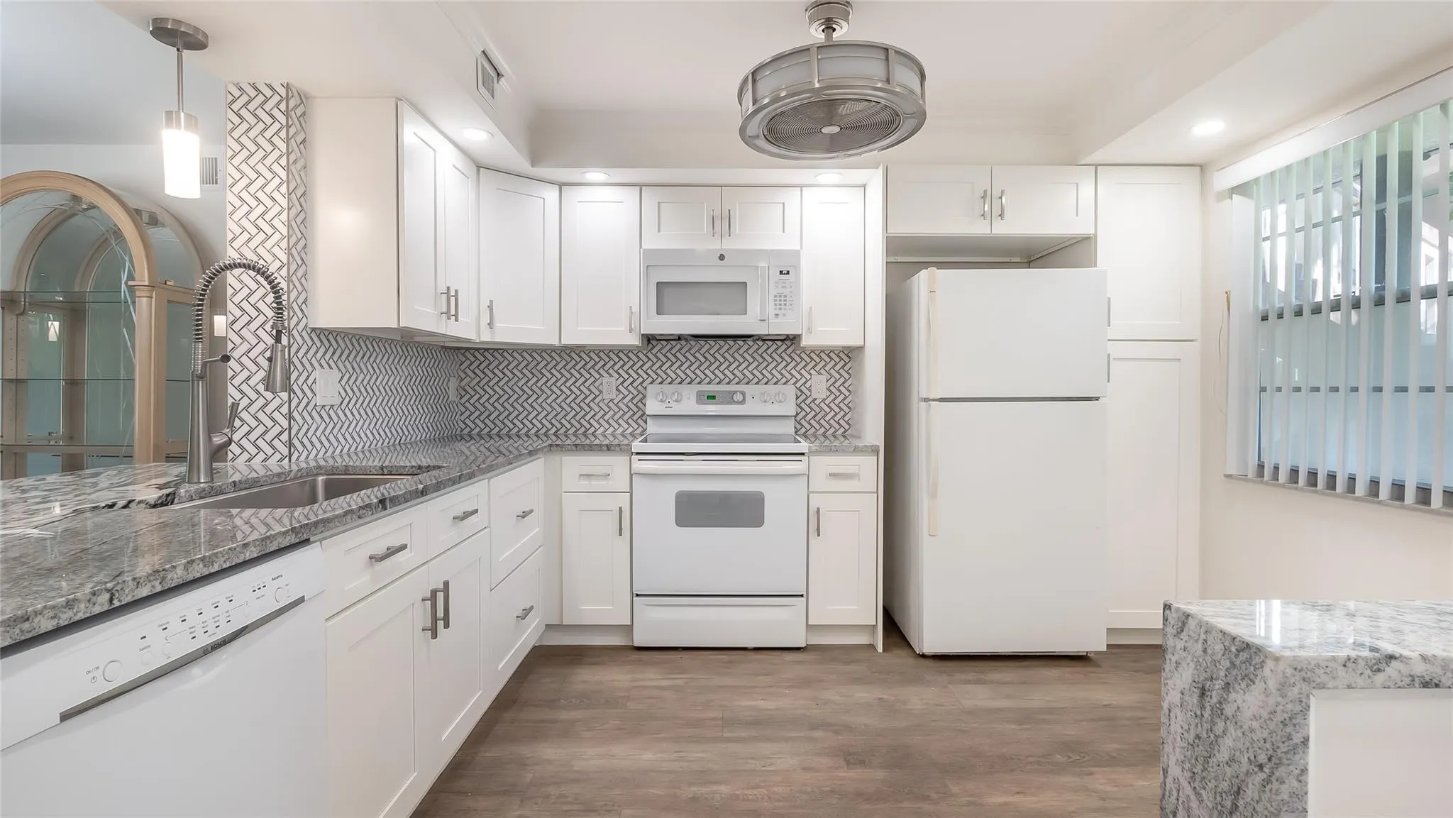 3203 Portofino Pt, #M1
