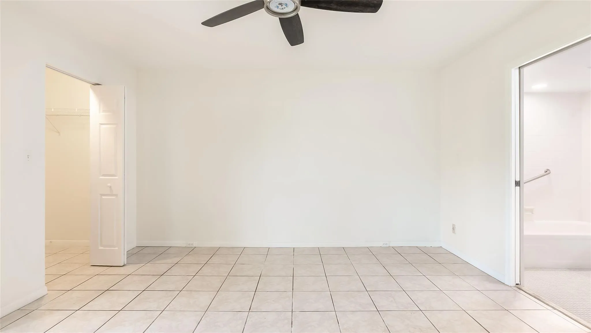 3203 Portofino Pt, #M1