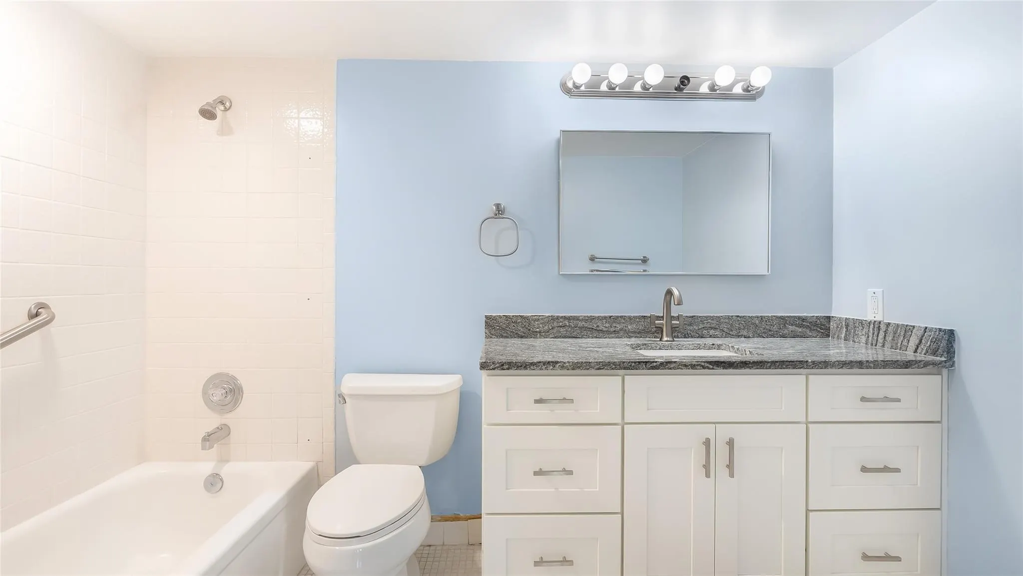3203 Portofino Pt, #M1