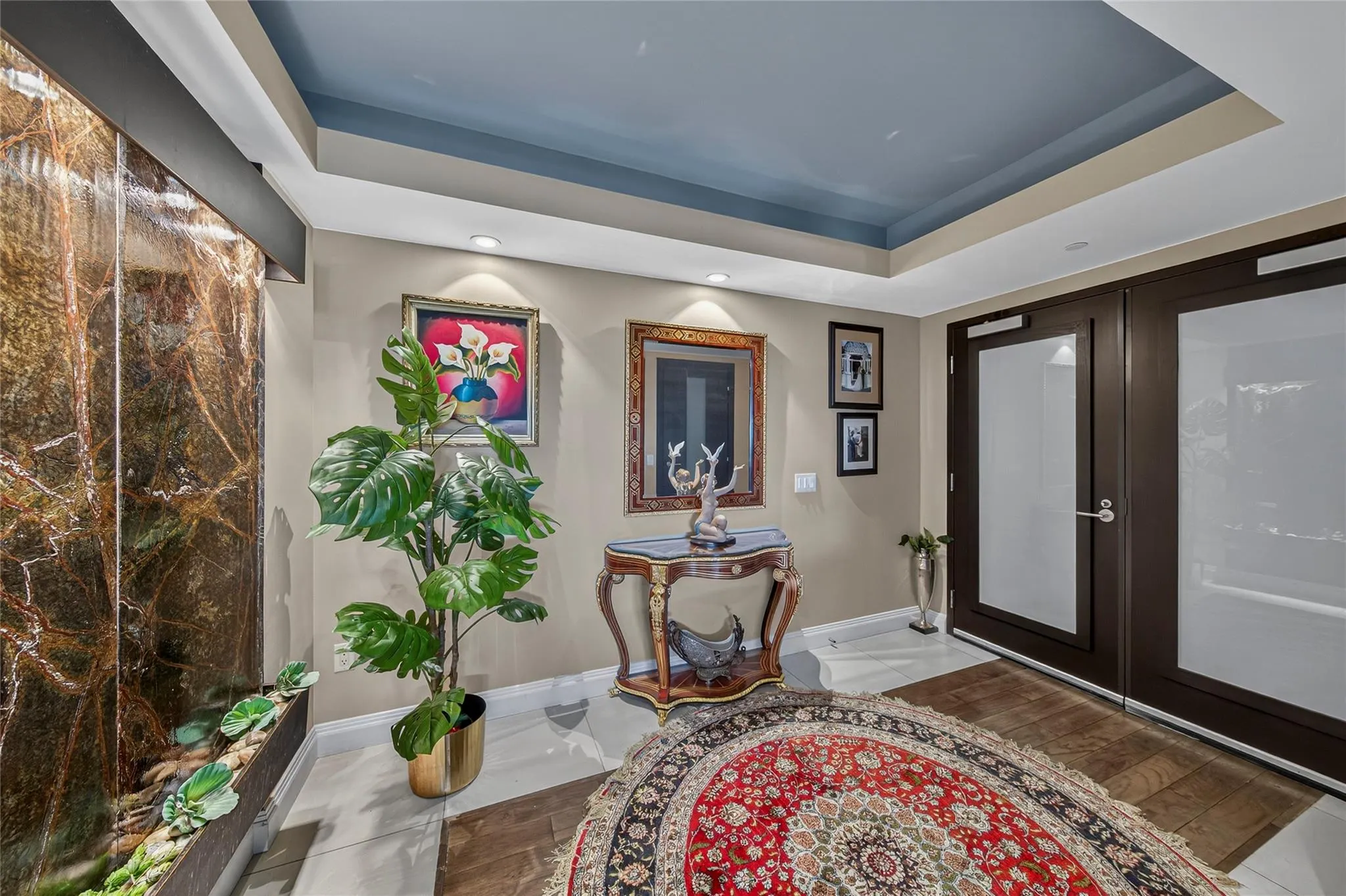 2845 NE 9th St, #806