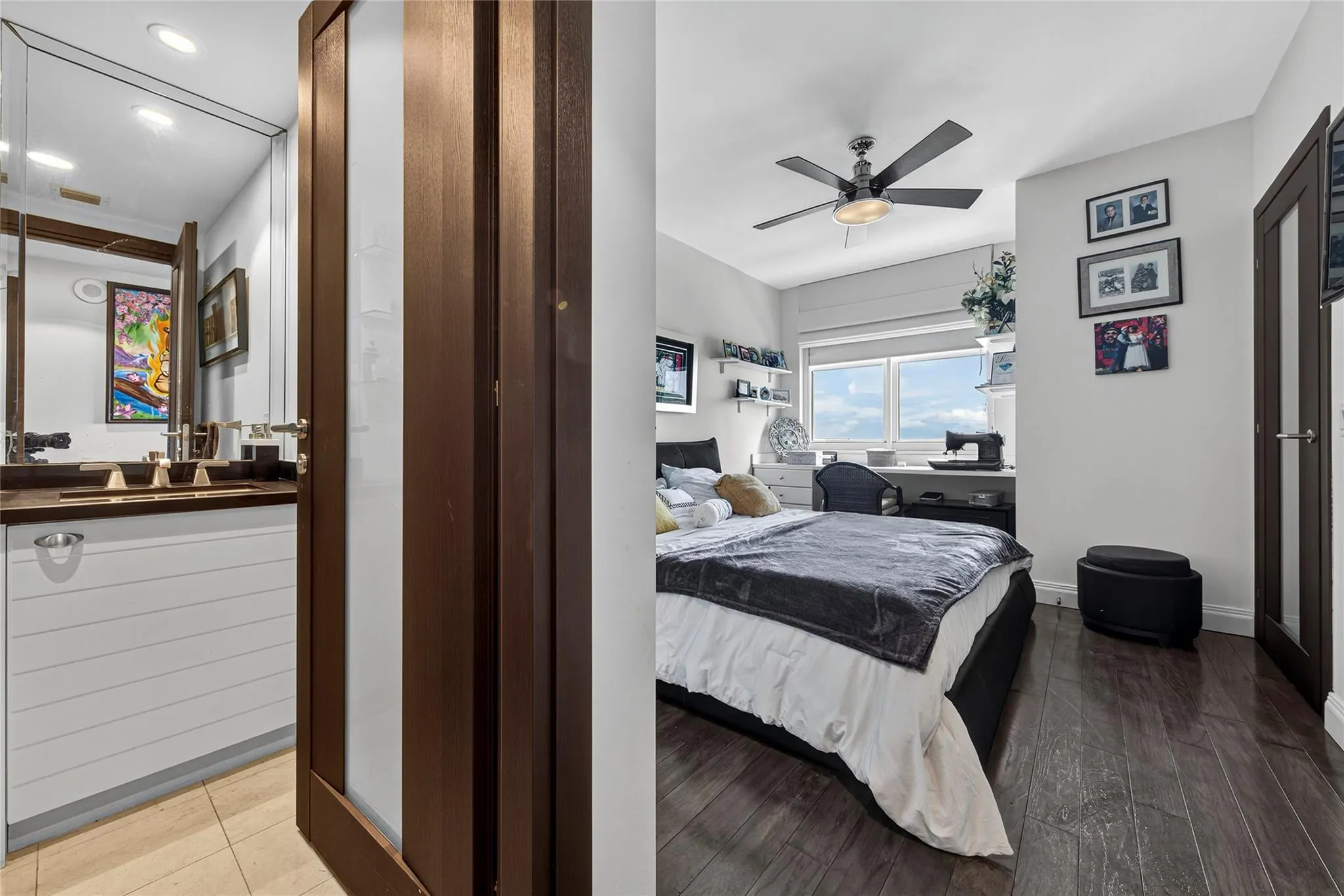 2845 NE 9th St, #806