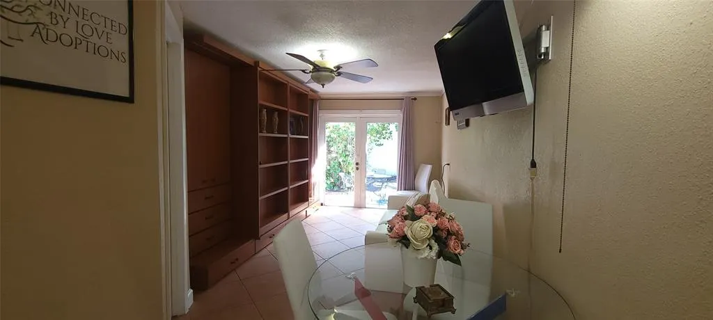400 Sunset Dr