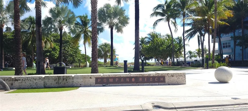 400 Sunset Dr