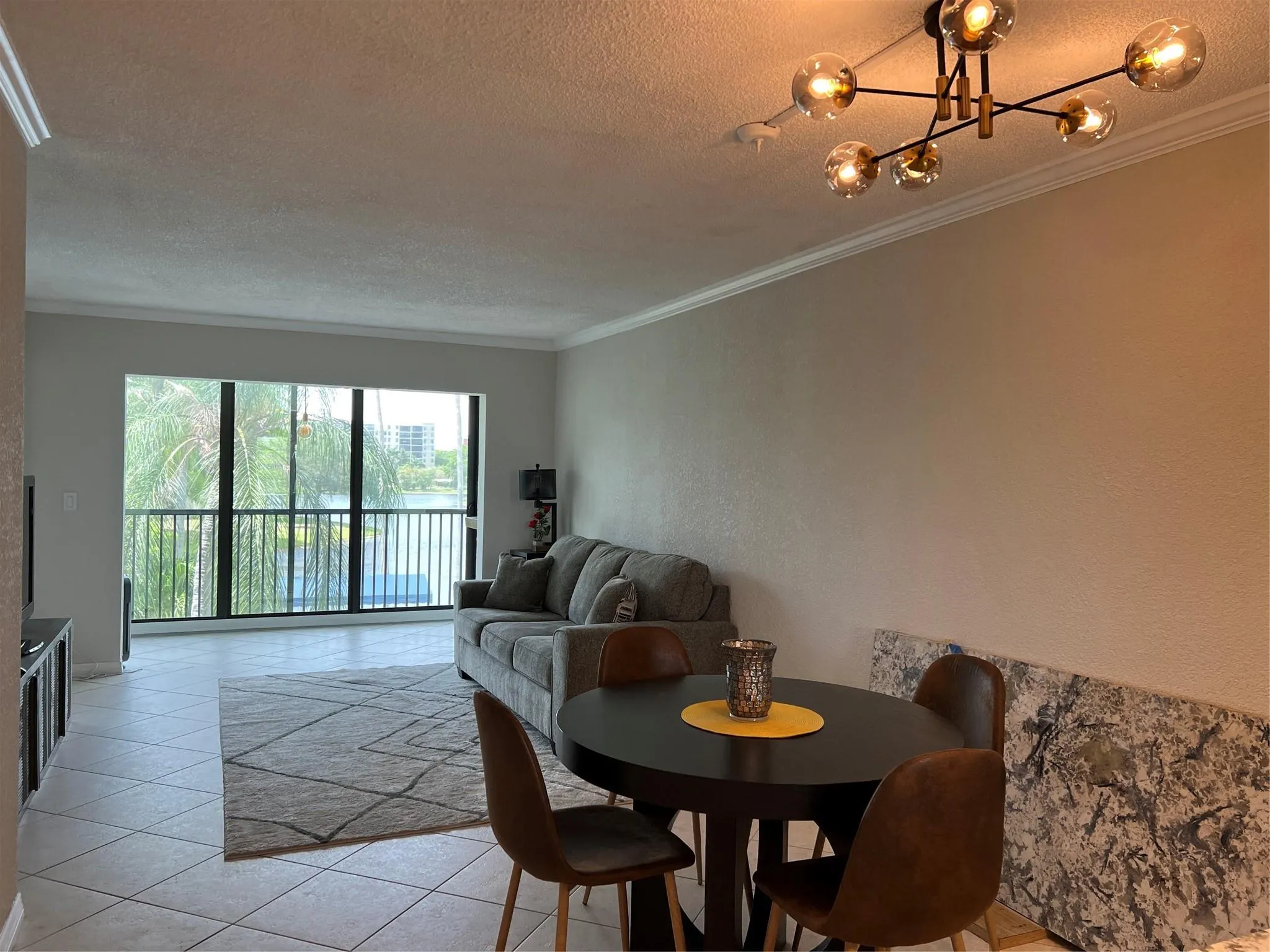 2220 N Cypress Bend Dr, #301