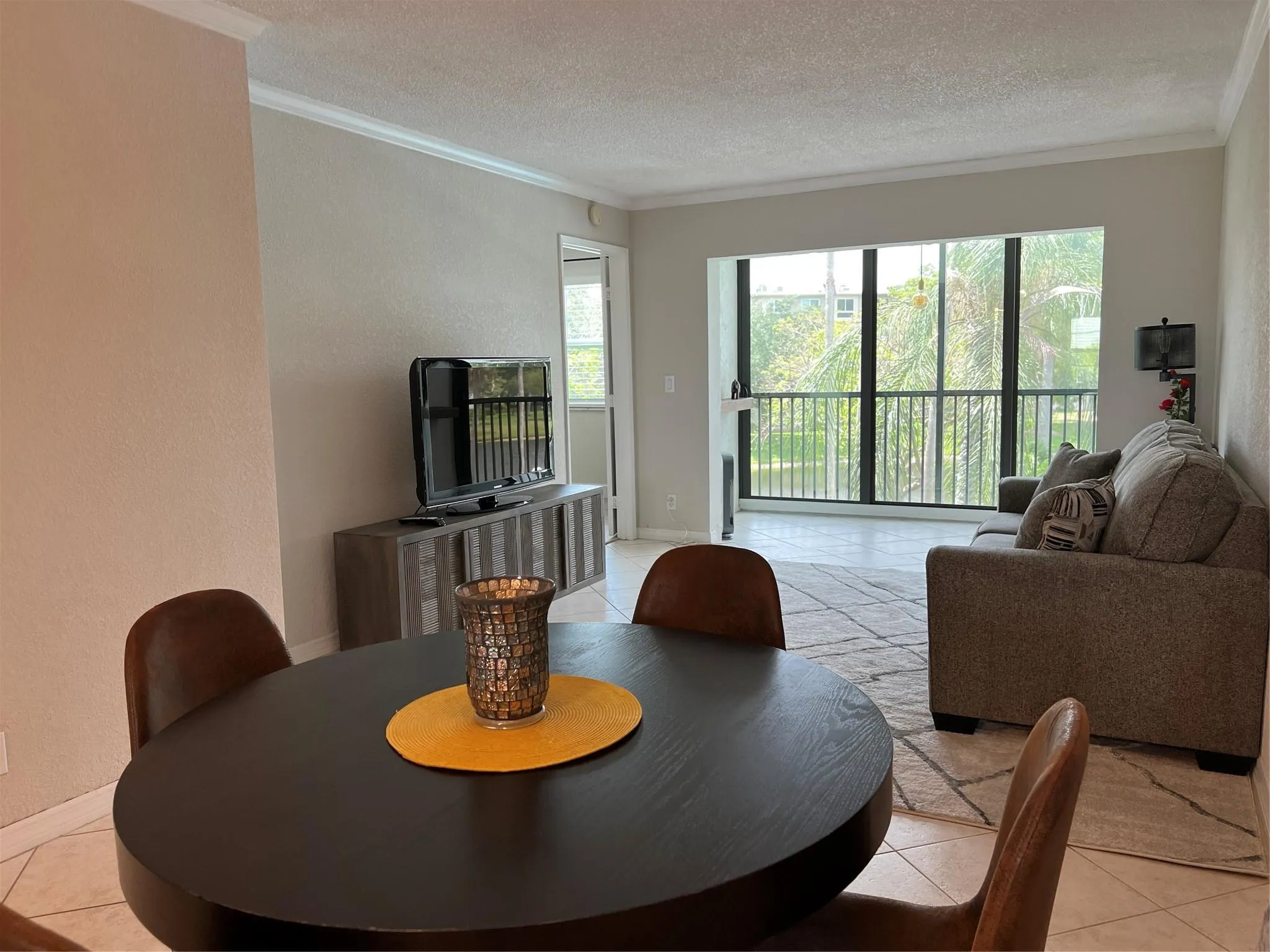 2220 N Cypress Bend Dr, #301