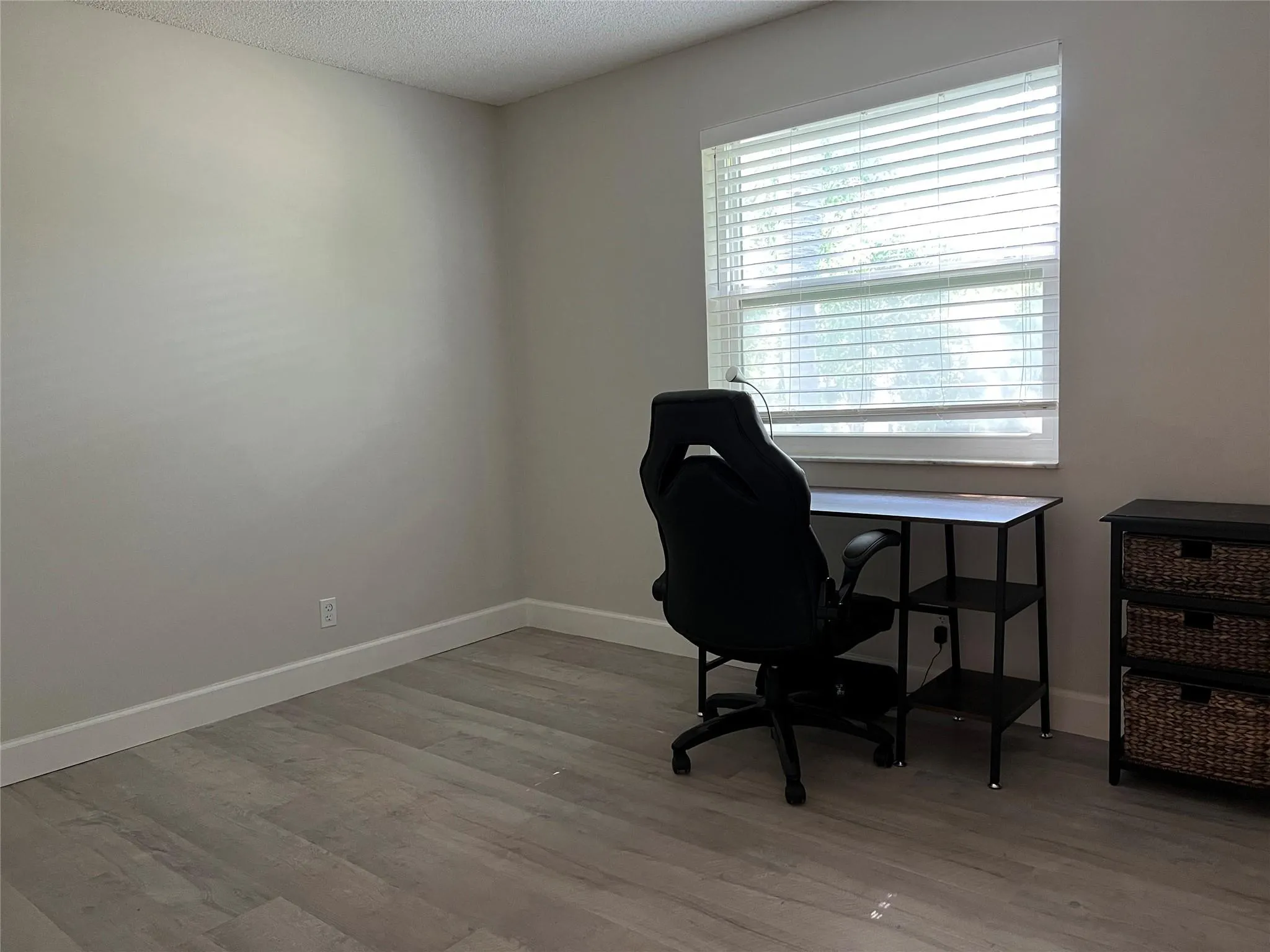2220 N Cypress Bend Dr, #301