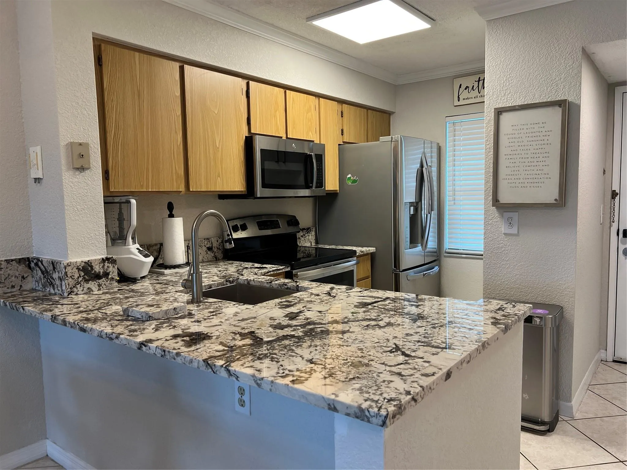 2220 N Cypress Bend Dr, #301