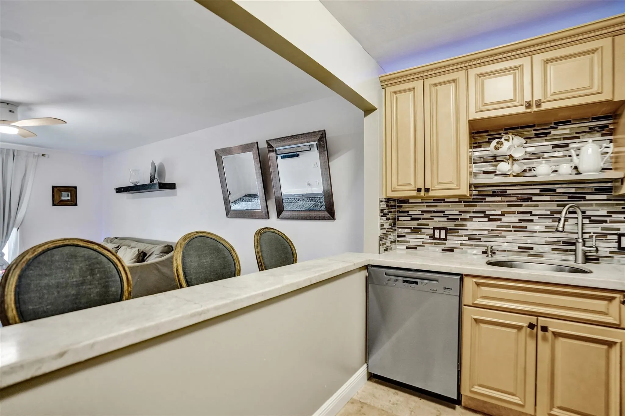 101 E Mcnab Rd, #407