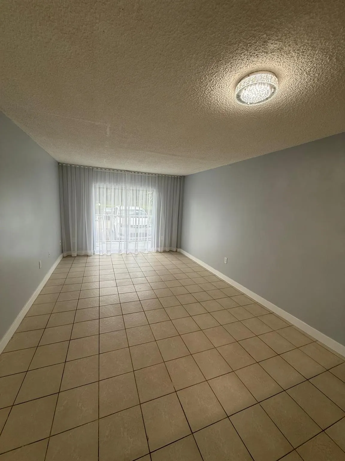16465 NE 22nd Ave, #105
