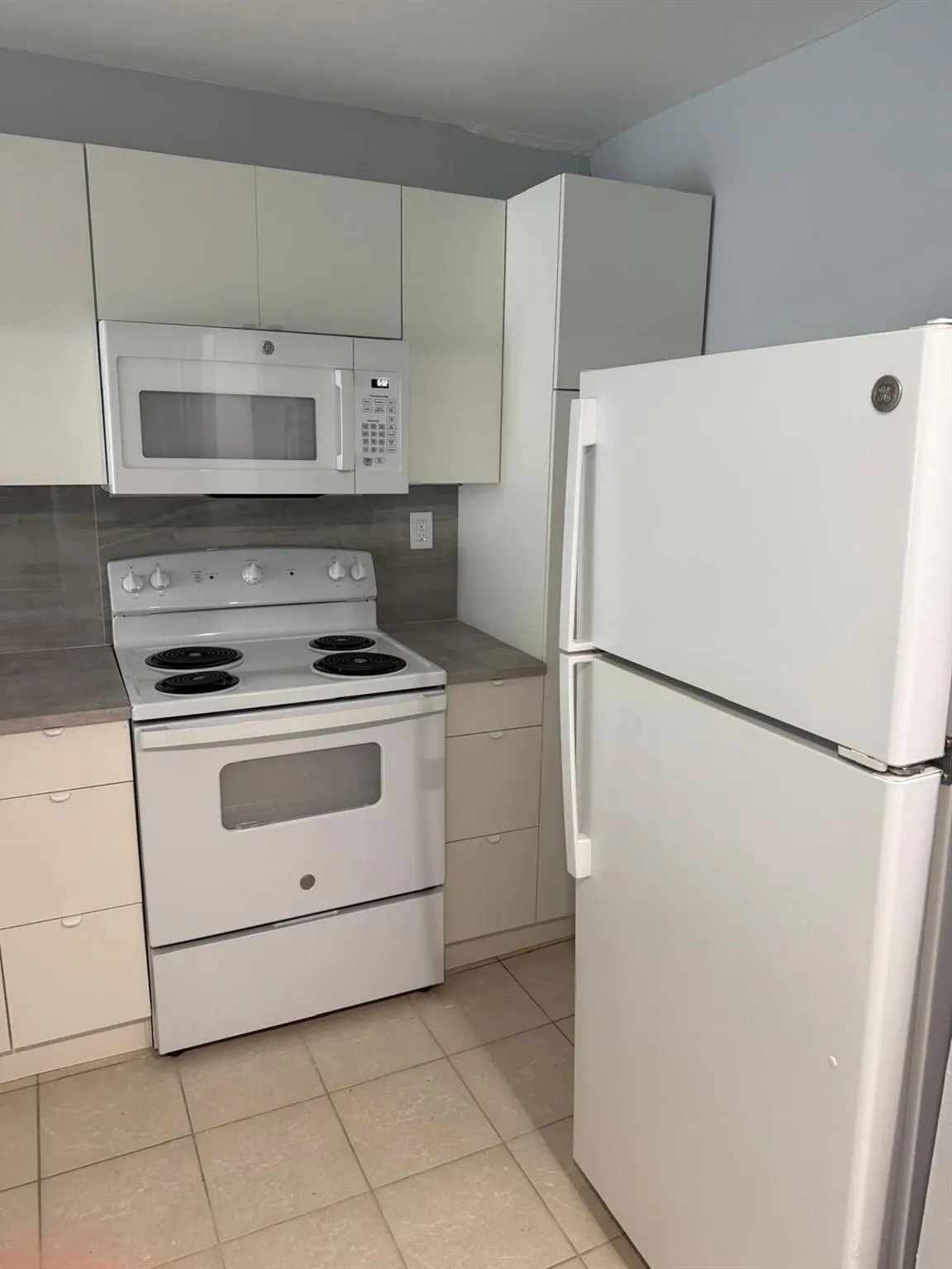 16465 NE 22nd Ave, #105