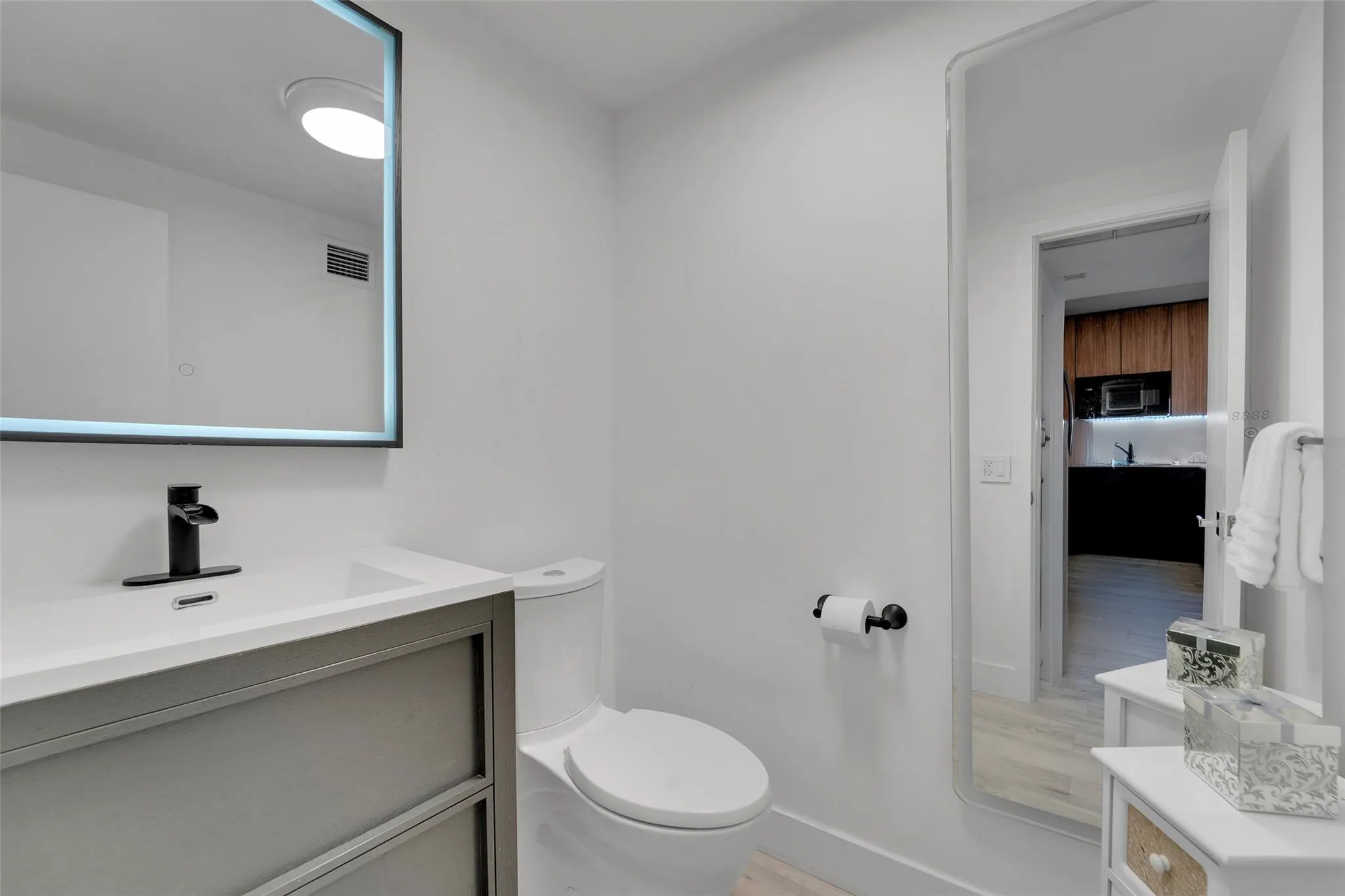 6000 N Ocean Blvd, #6E