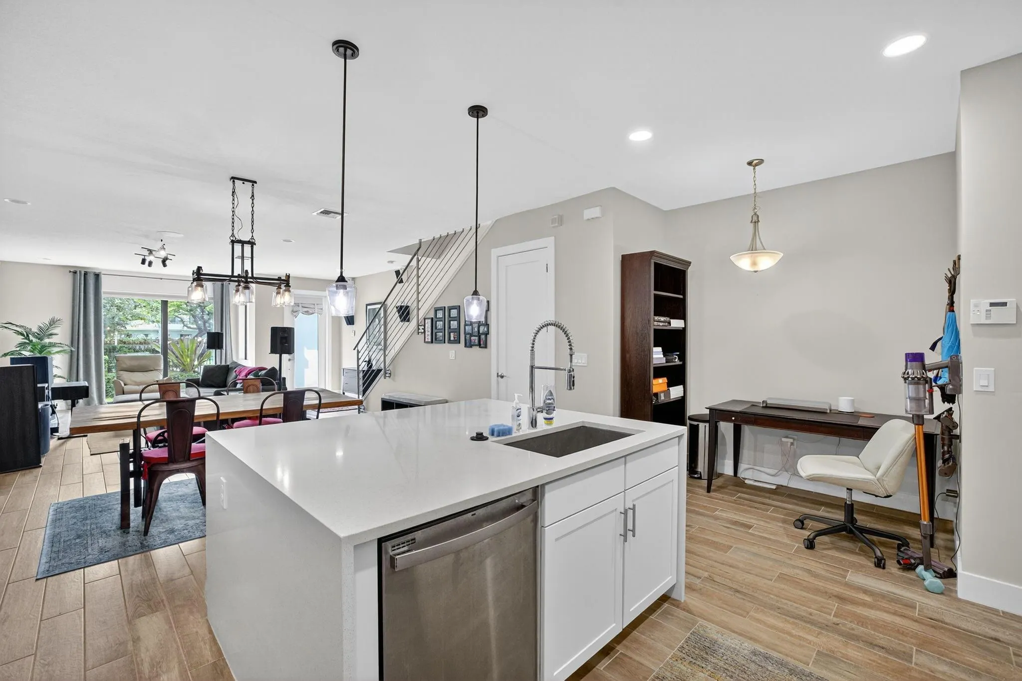 1402 SW 4th Ave, #1402