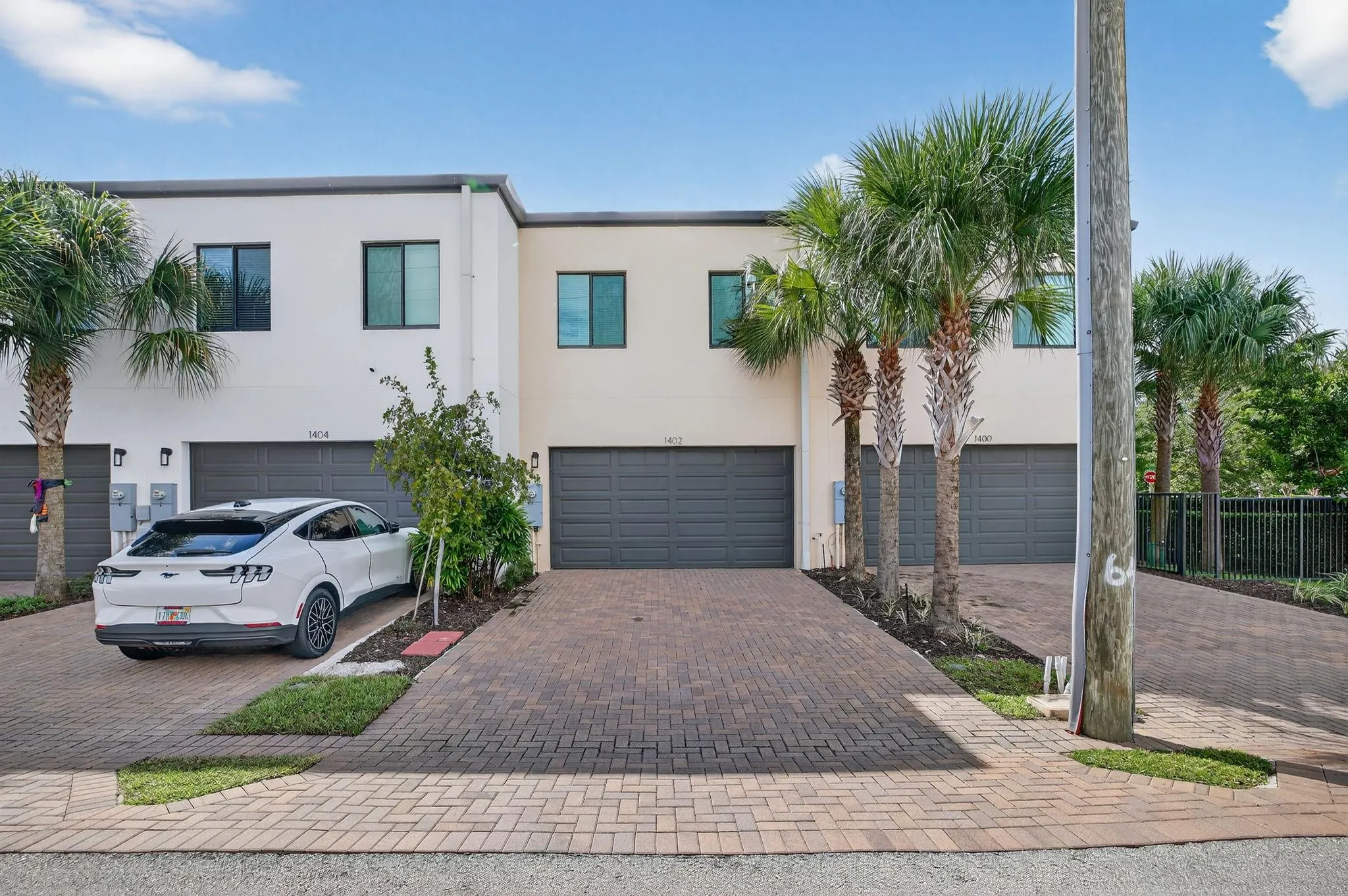 1402 SW 4th Ave, #1402