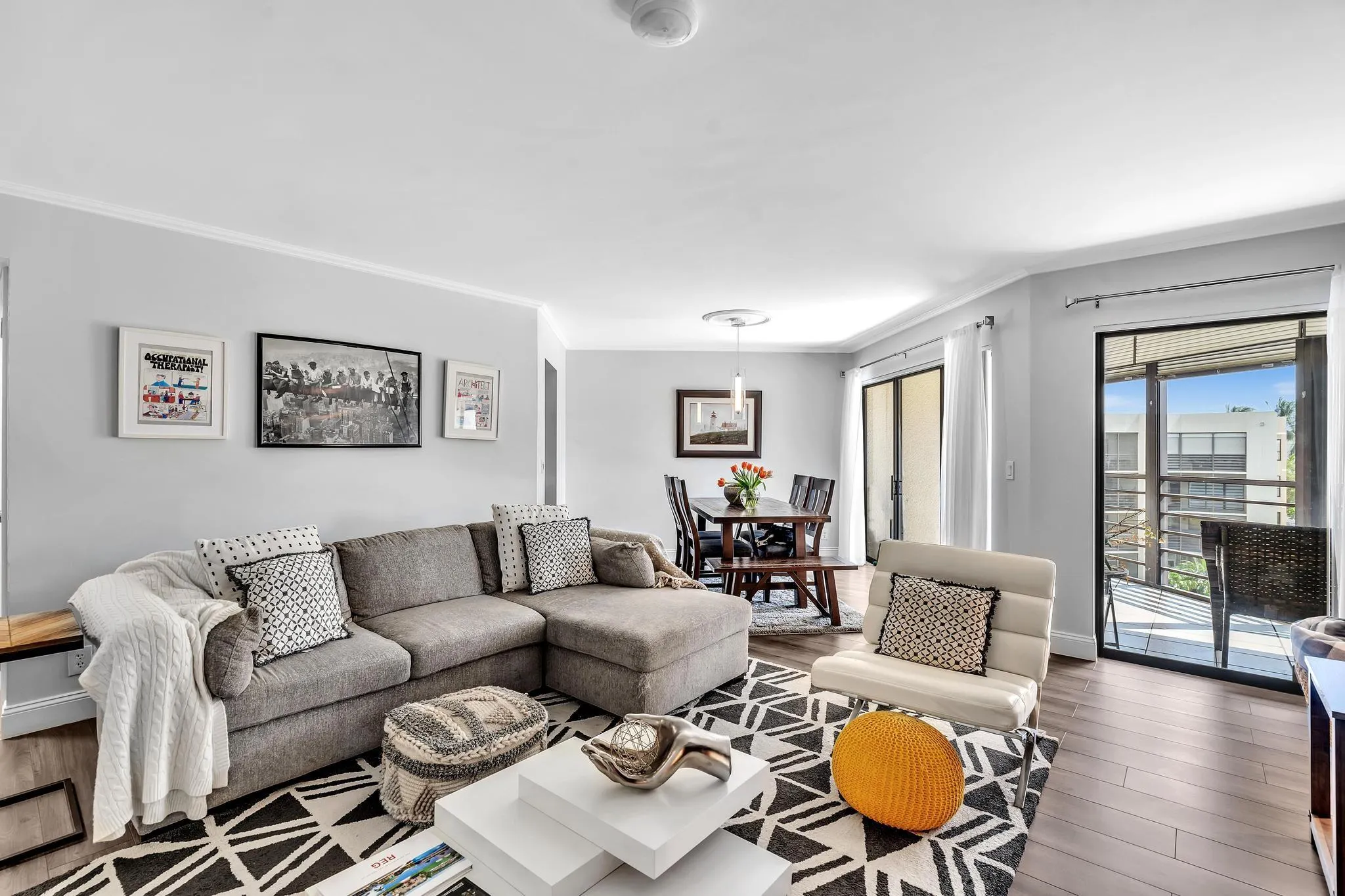 5901 CAMINO DEL SOL #401, #401