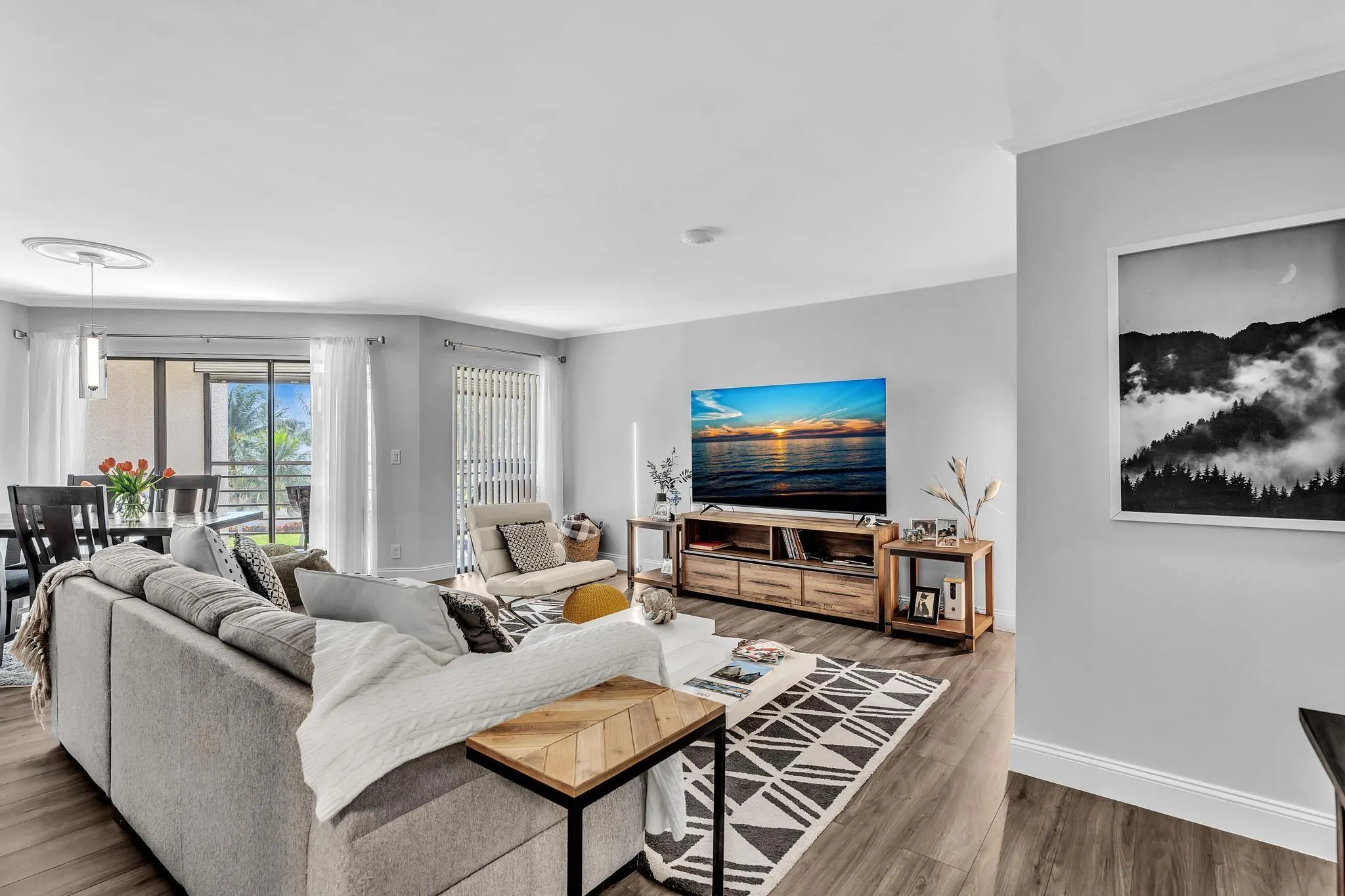 5901 CAMINO DEL SOL #401, #401