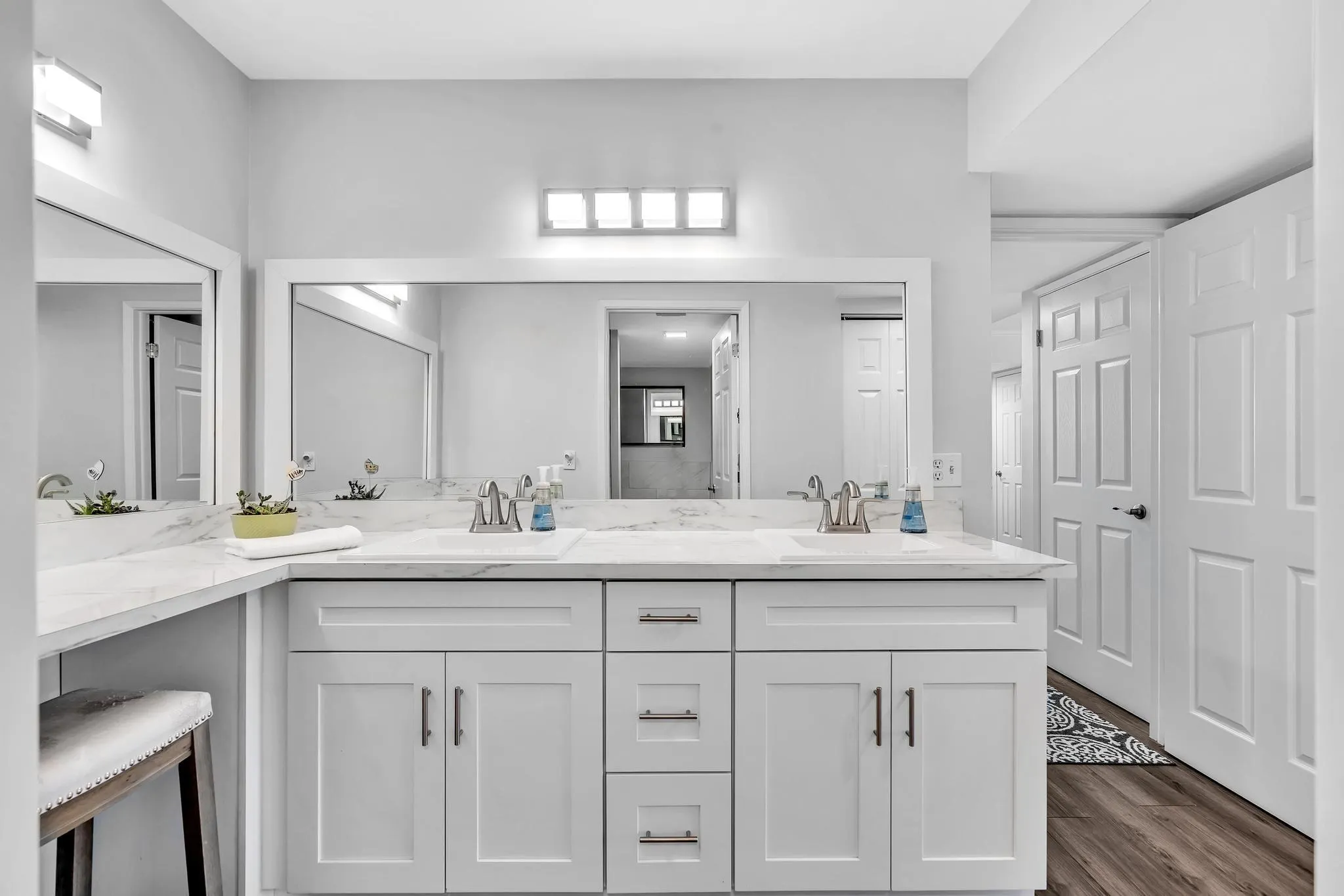 5901 CAMINO DEL SOL #401, #401