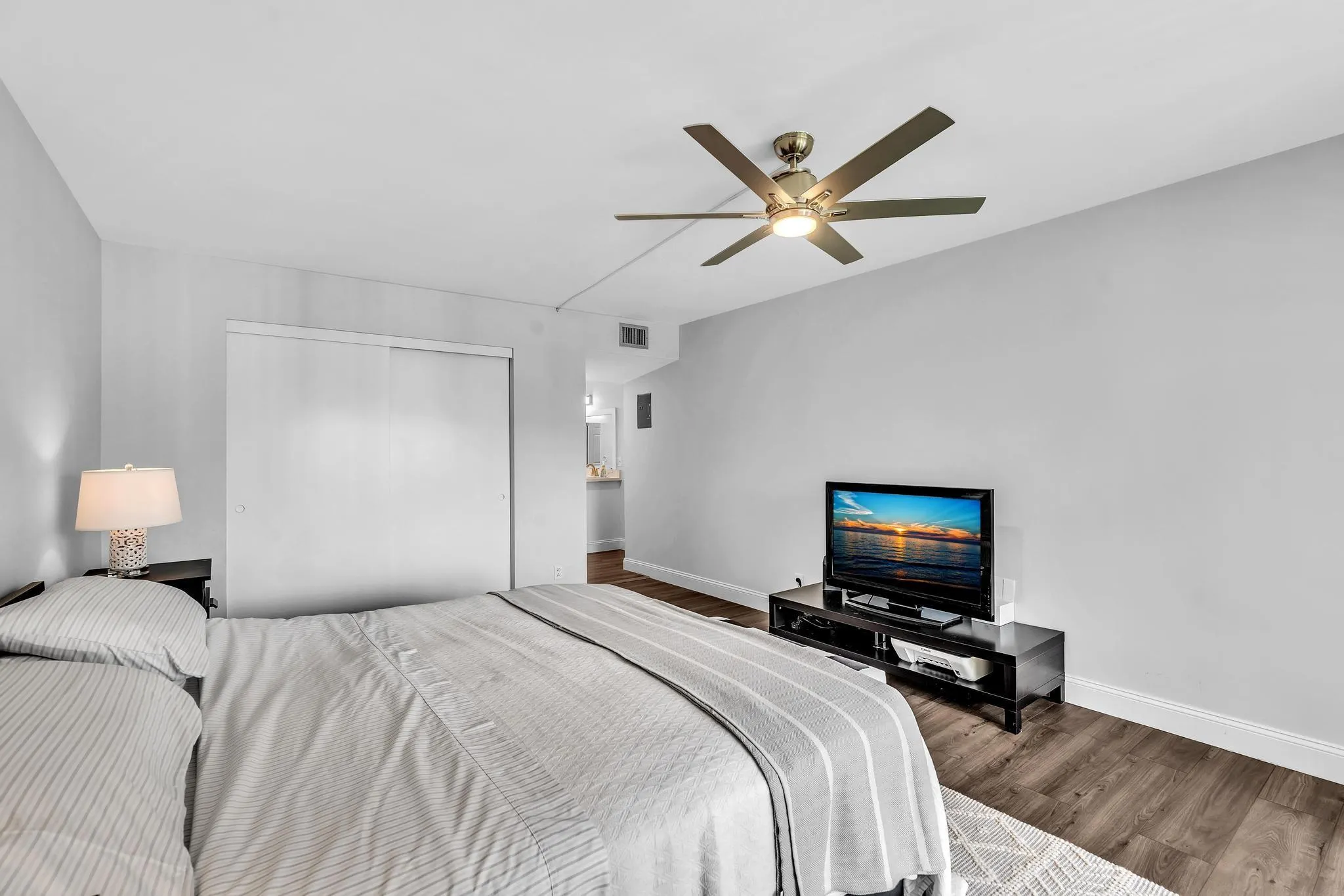 5901 CAMINO DEL SOL #401, #401