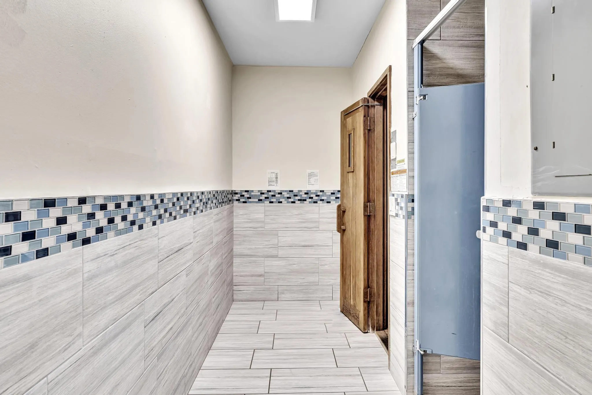 5901 CAMINO DEL SOL #401, #401