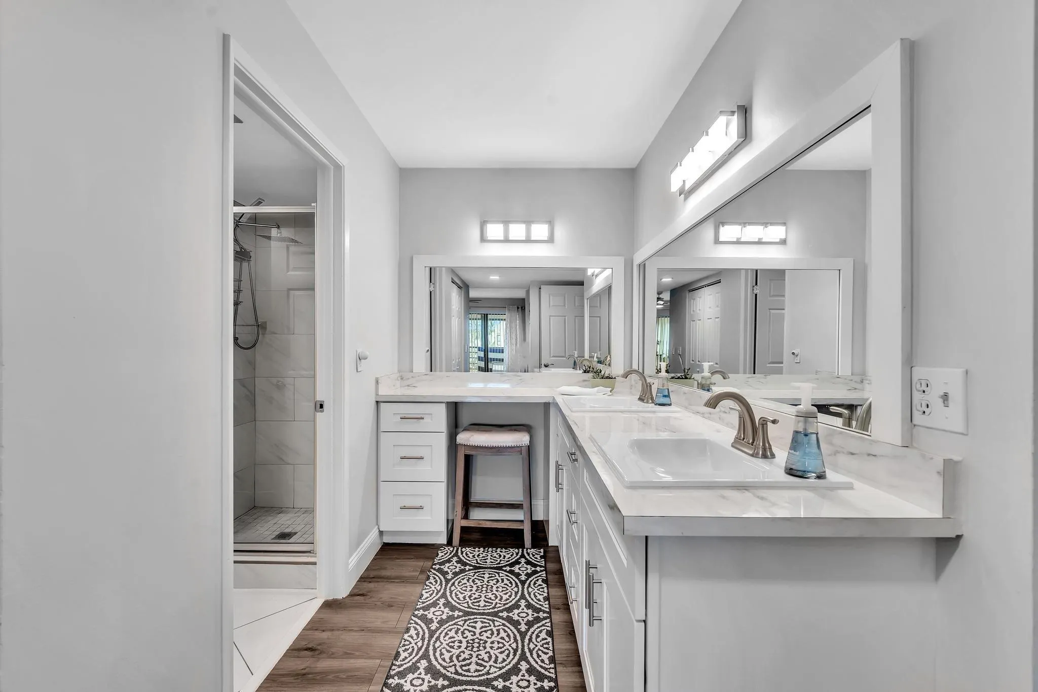 5901 CAMINO DEL SOL #401, #401