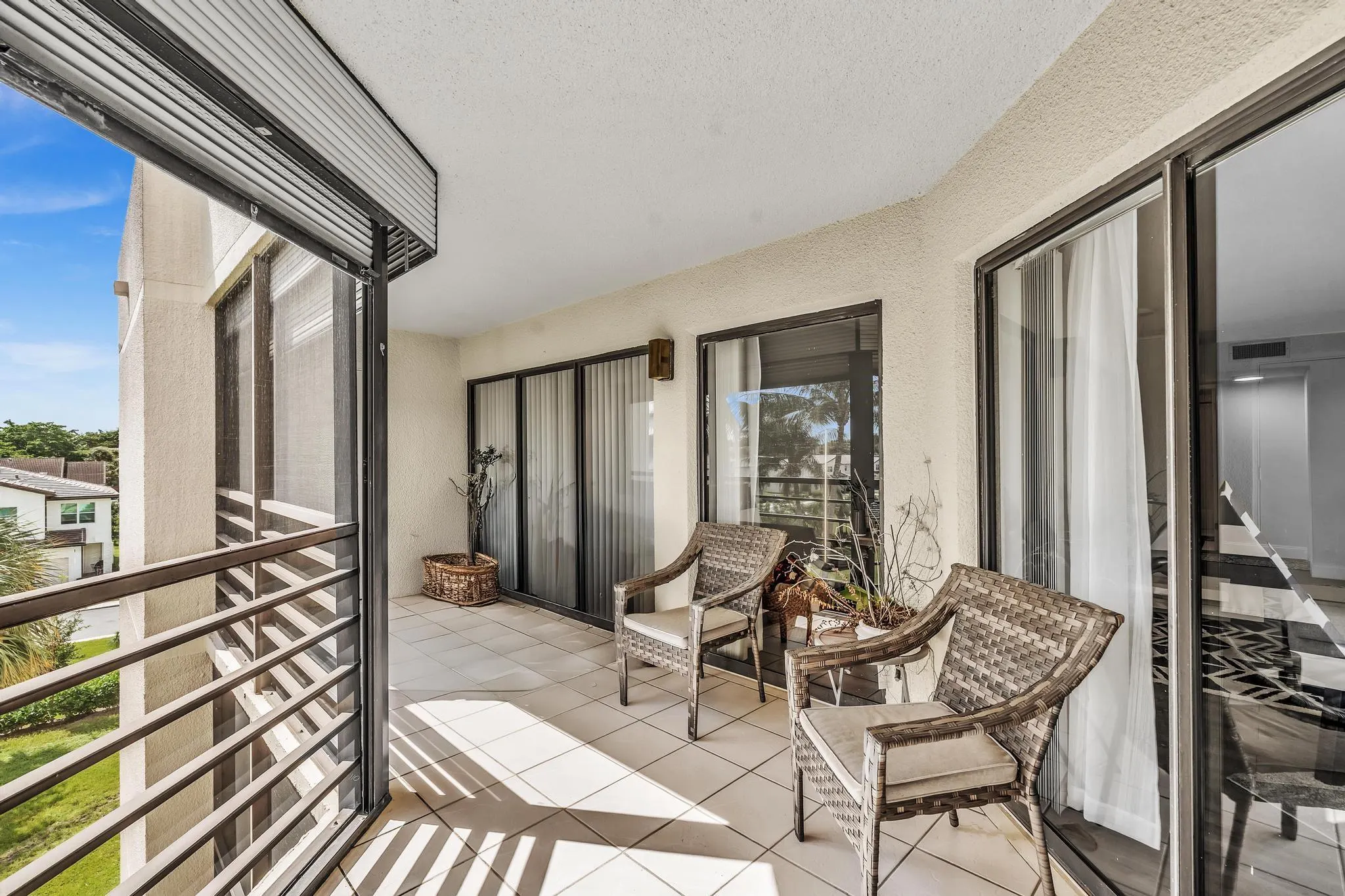 5901 CAMINO DEL SOL #401, #401