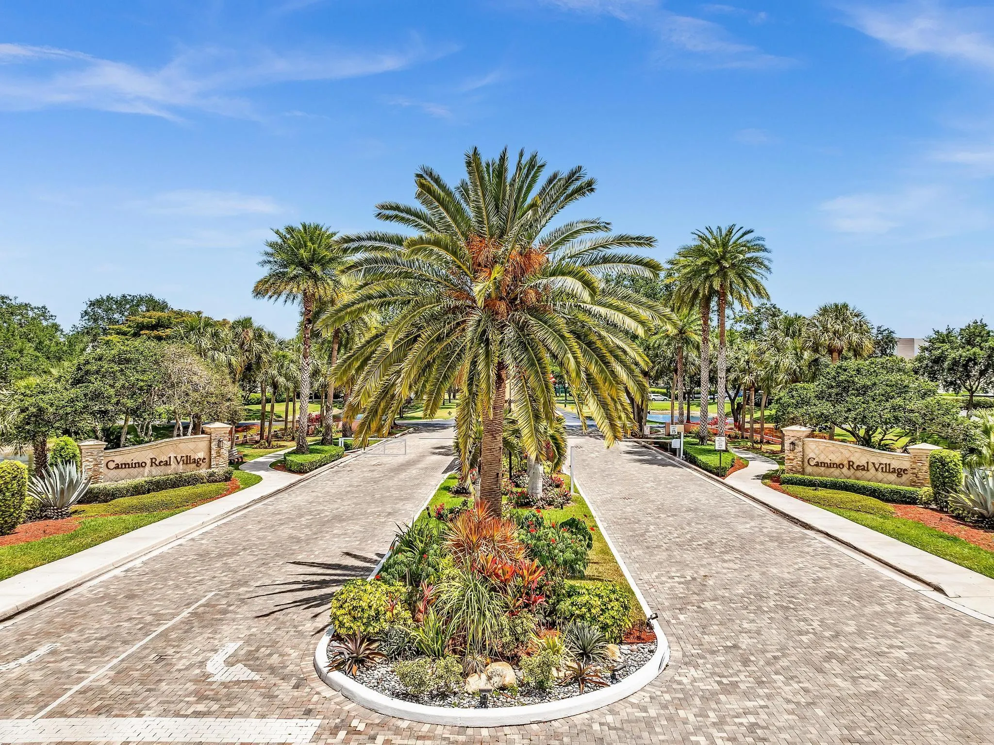 5901 CAMINO DEL SOL #401, #401