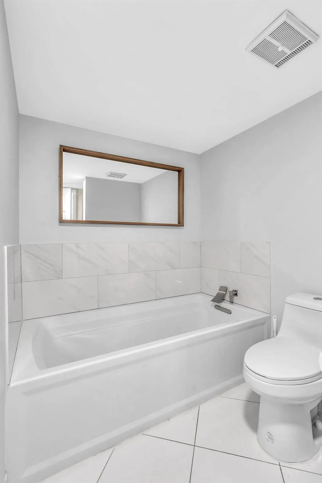 5901 CAMINO DEL SOL #401, #401
