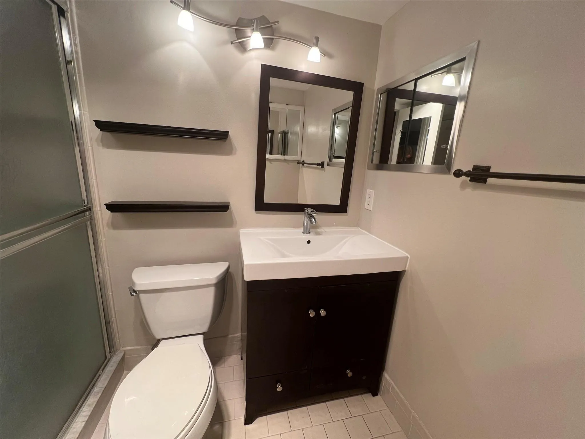 466 Grantham E, #466
