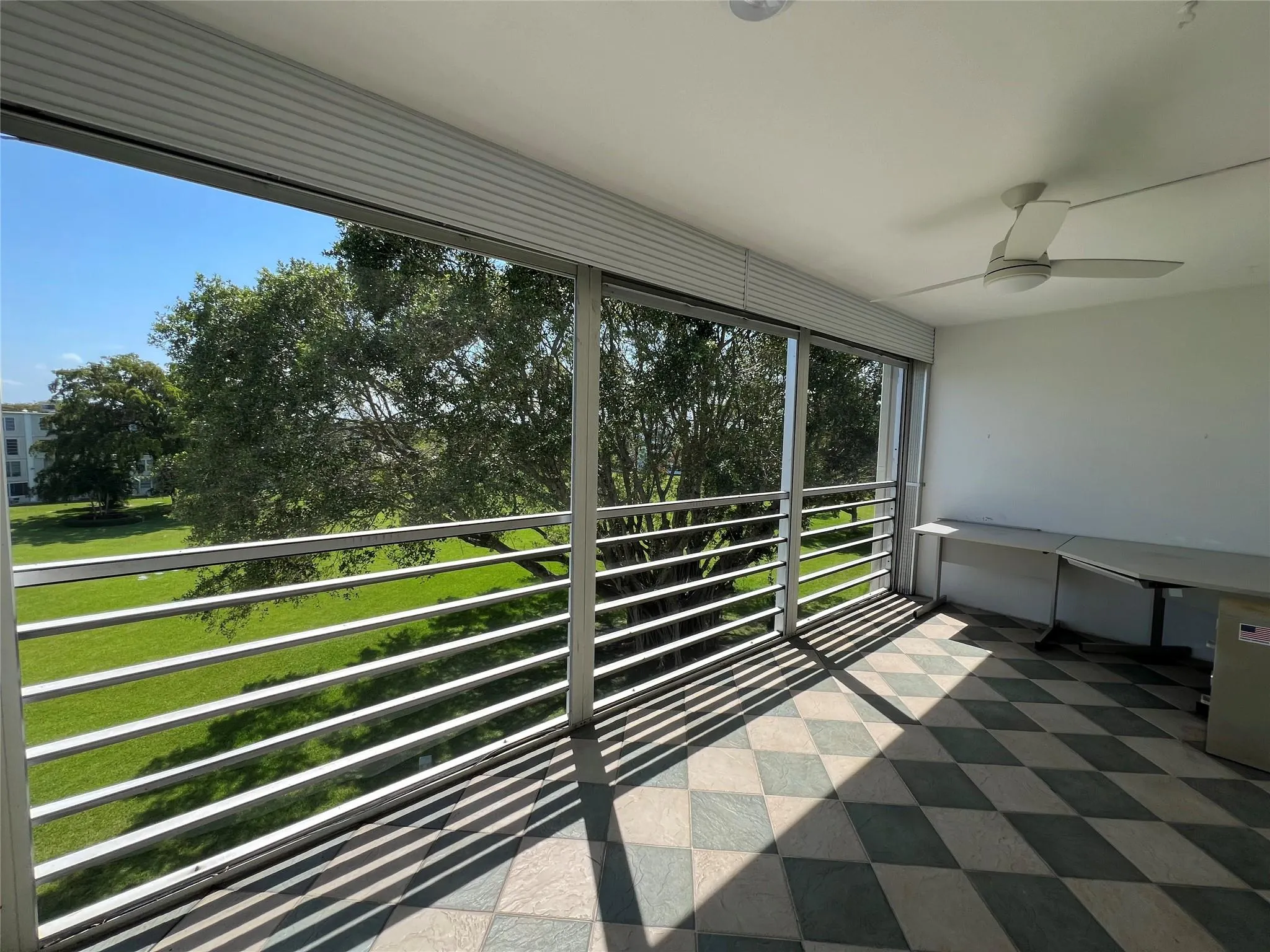 466 Grantham E, #466