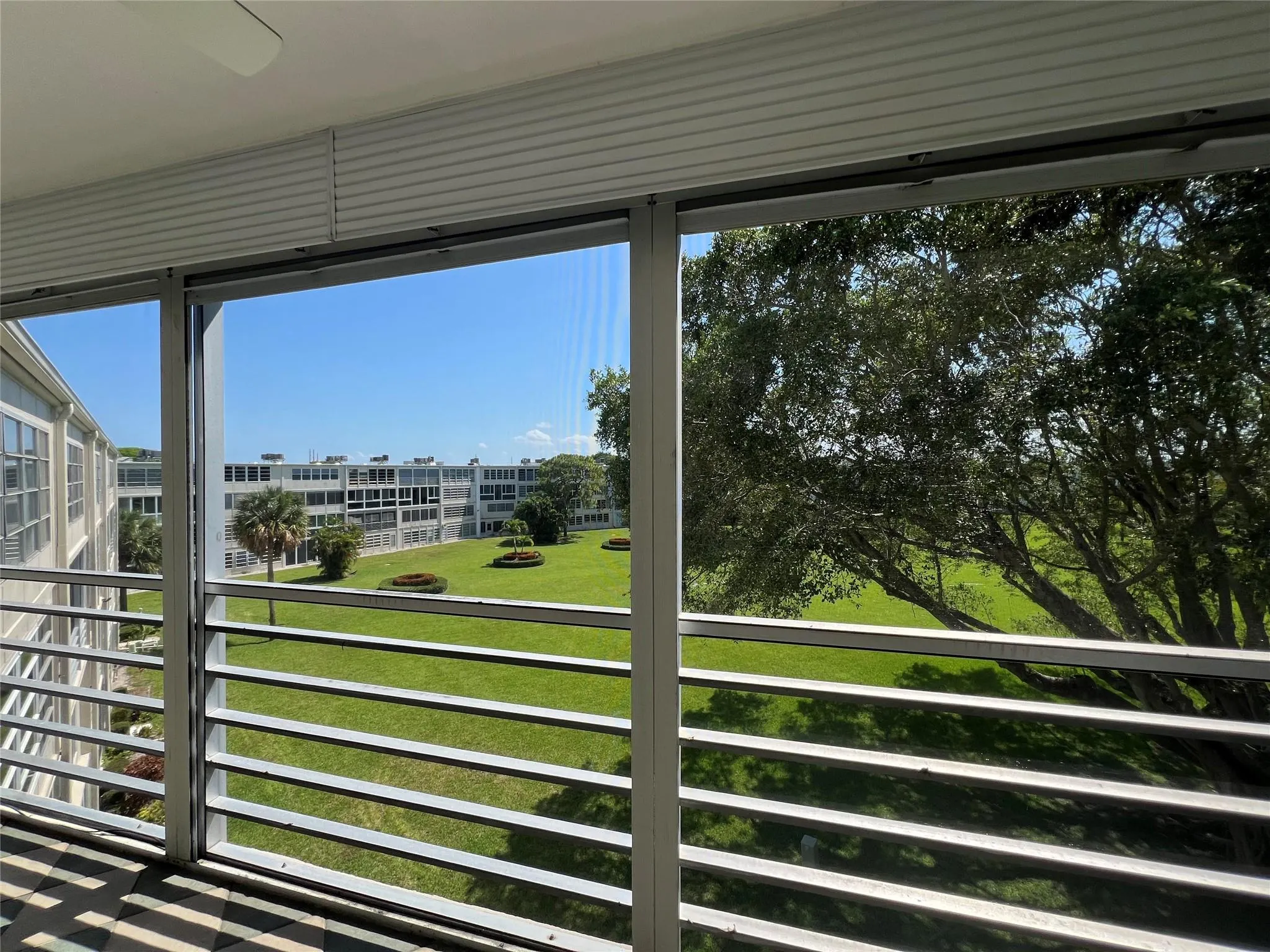 466 Grantham E, #466