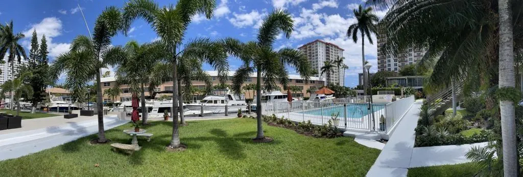 901 N Birch Rd, #9B
