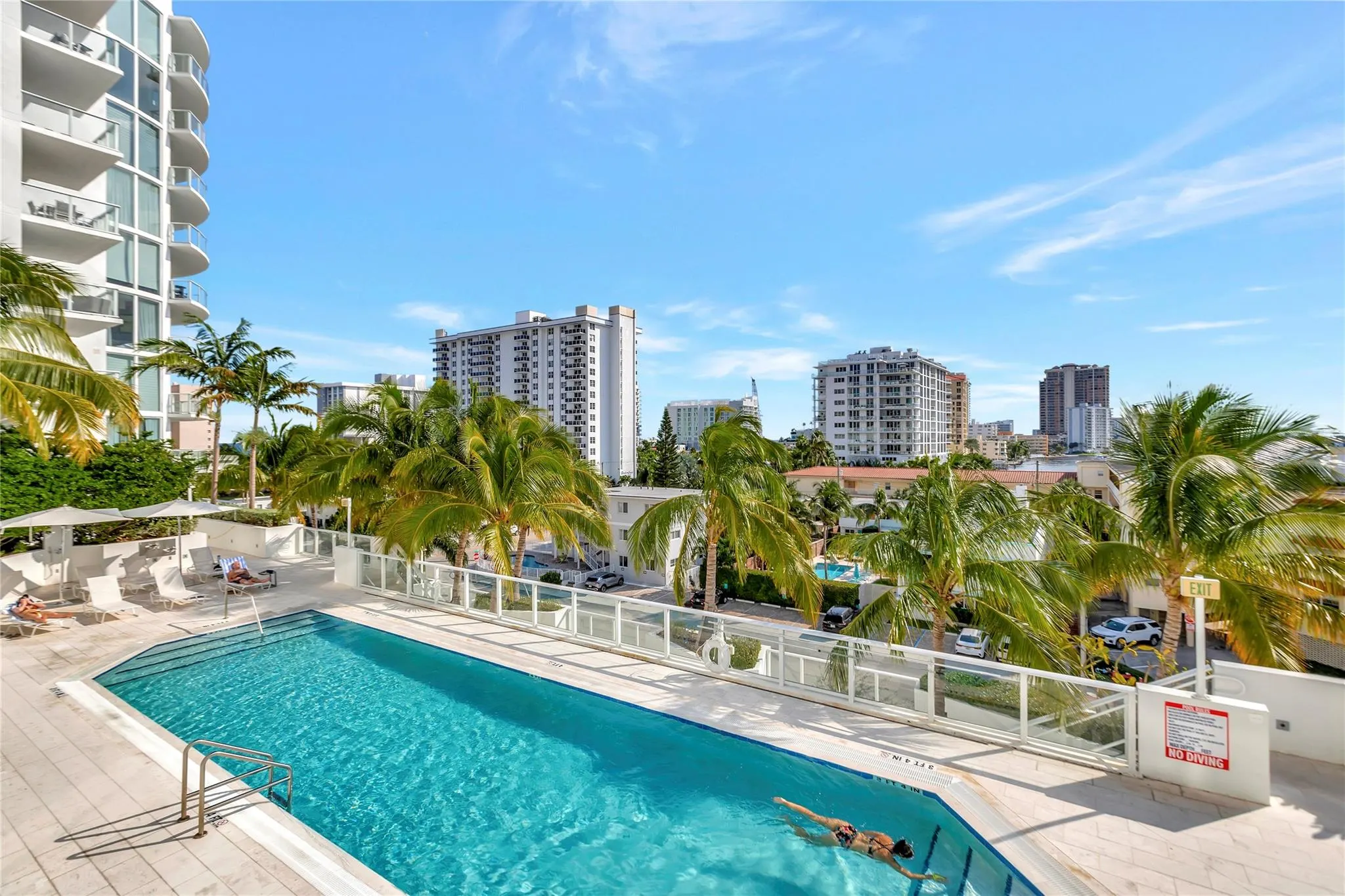 401 N Birch Rd, #504