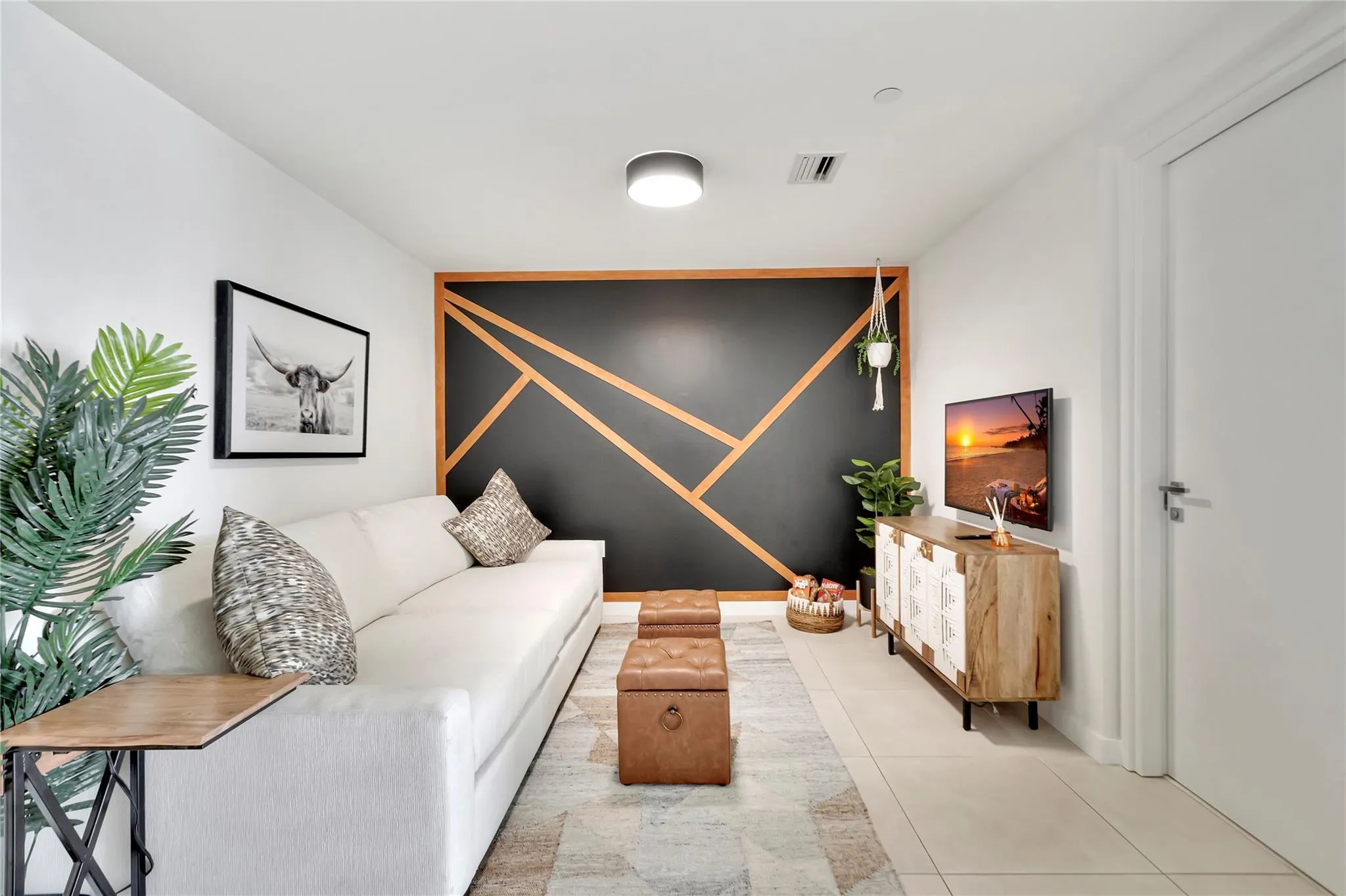 401 N Birch Rd, #504