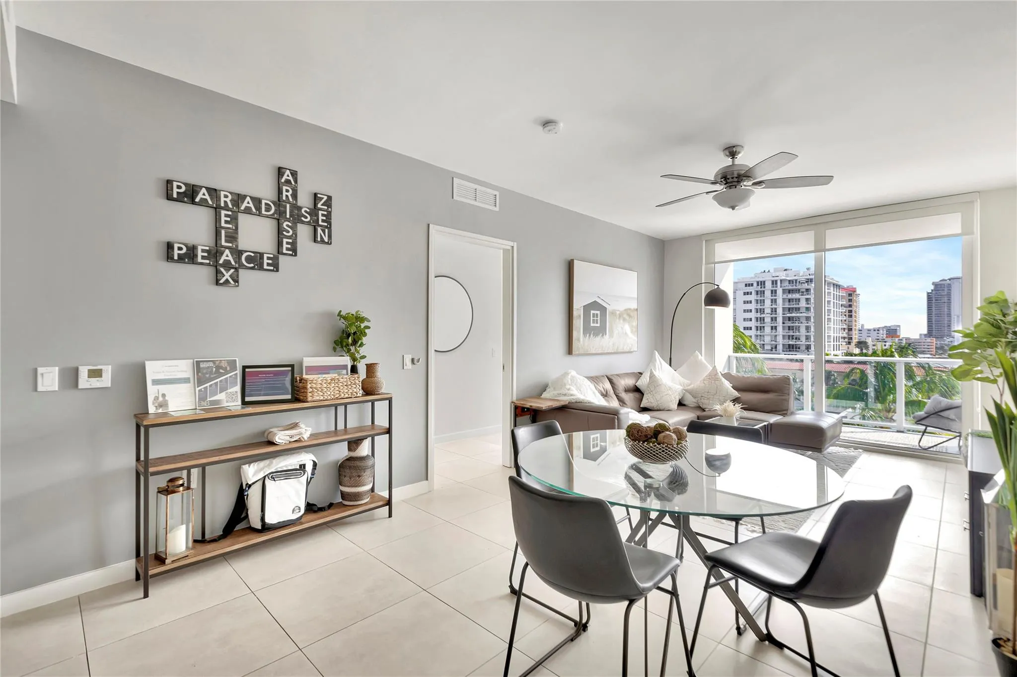 401 N Birch Rd, #504