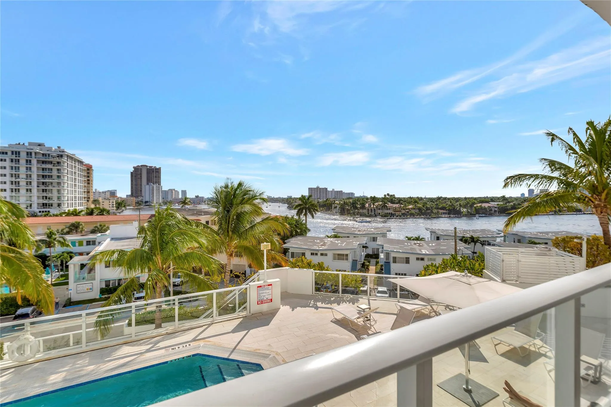 401 N Birch Rd, #504