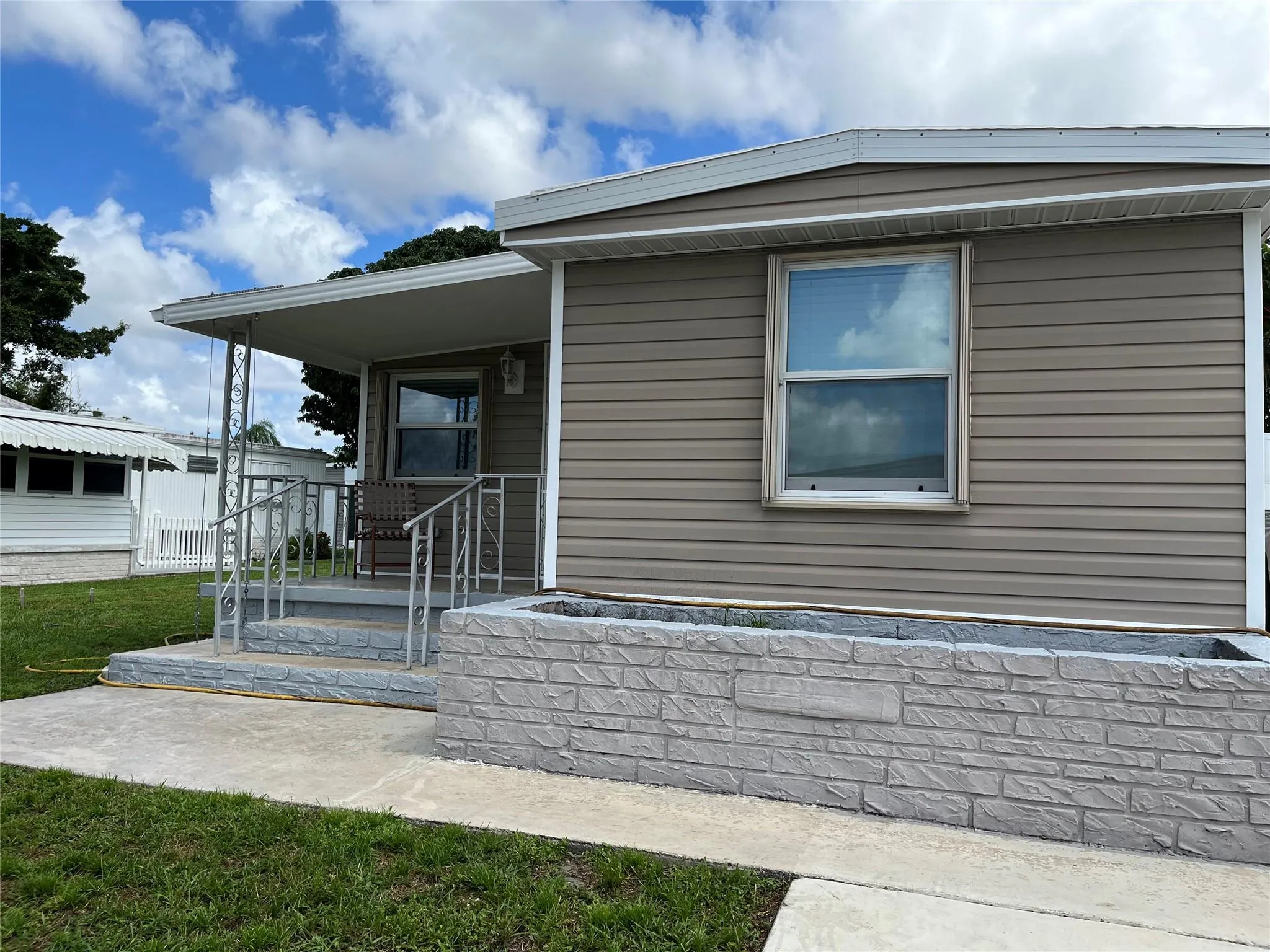 2228 SW 83rd Ter