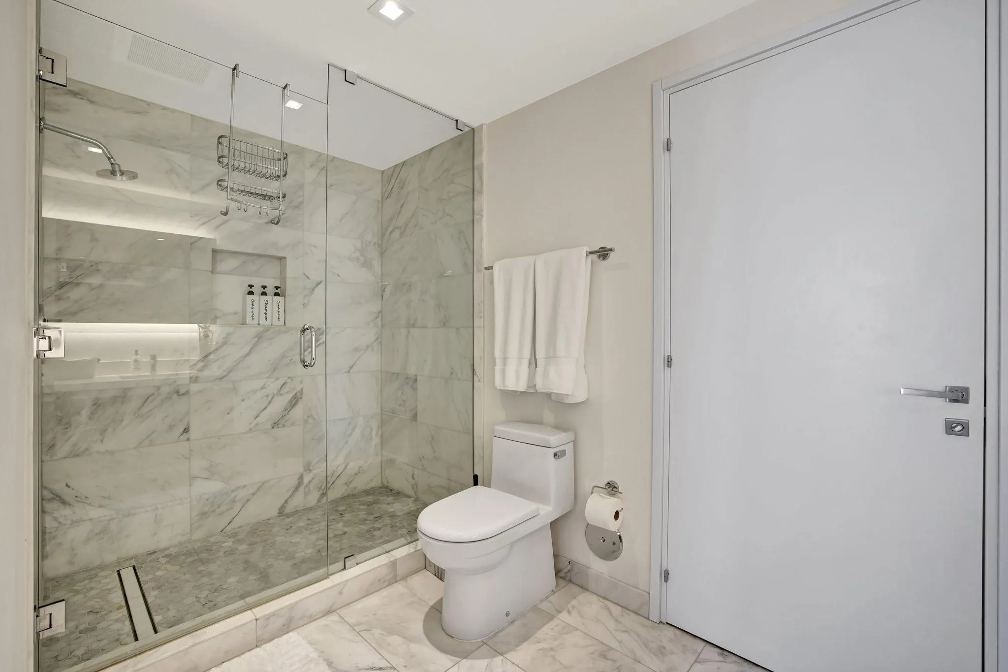 401 N Birch Rd, #413