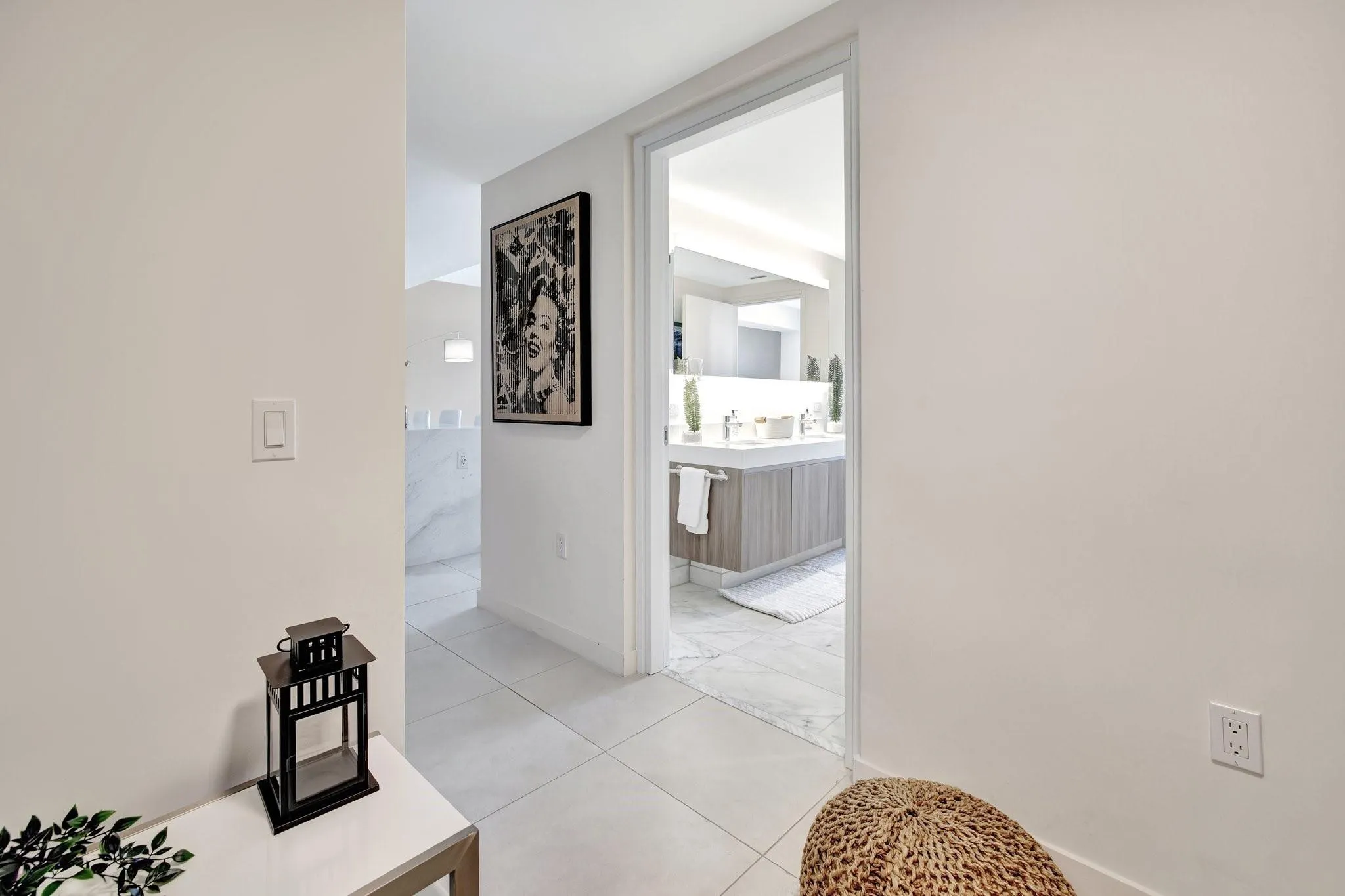 401 N Birch Rd, #413