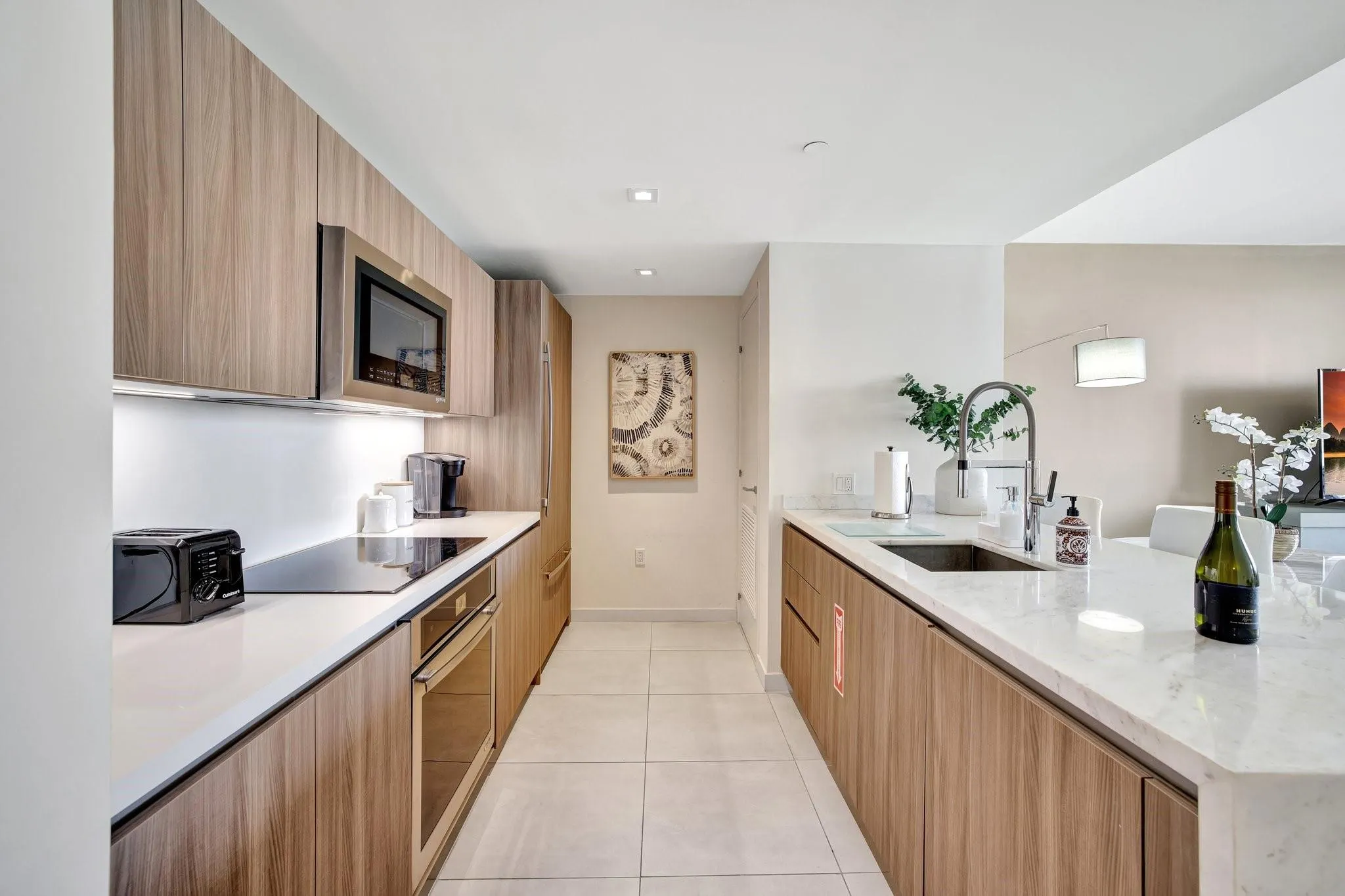 401 N Birch Rd, #413