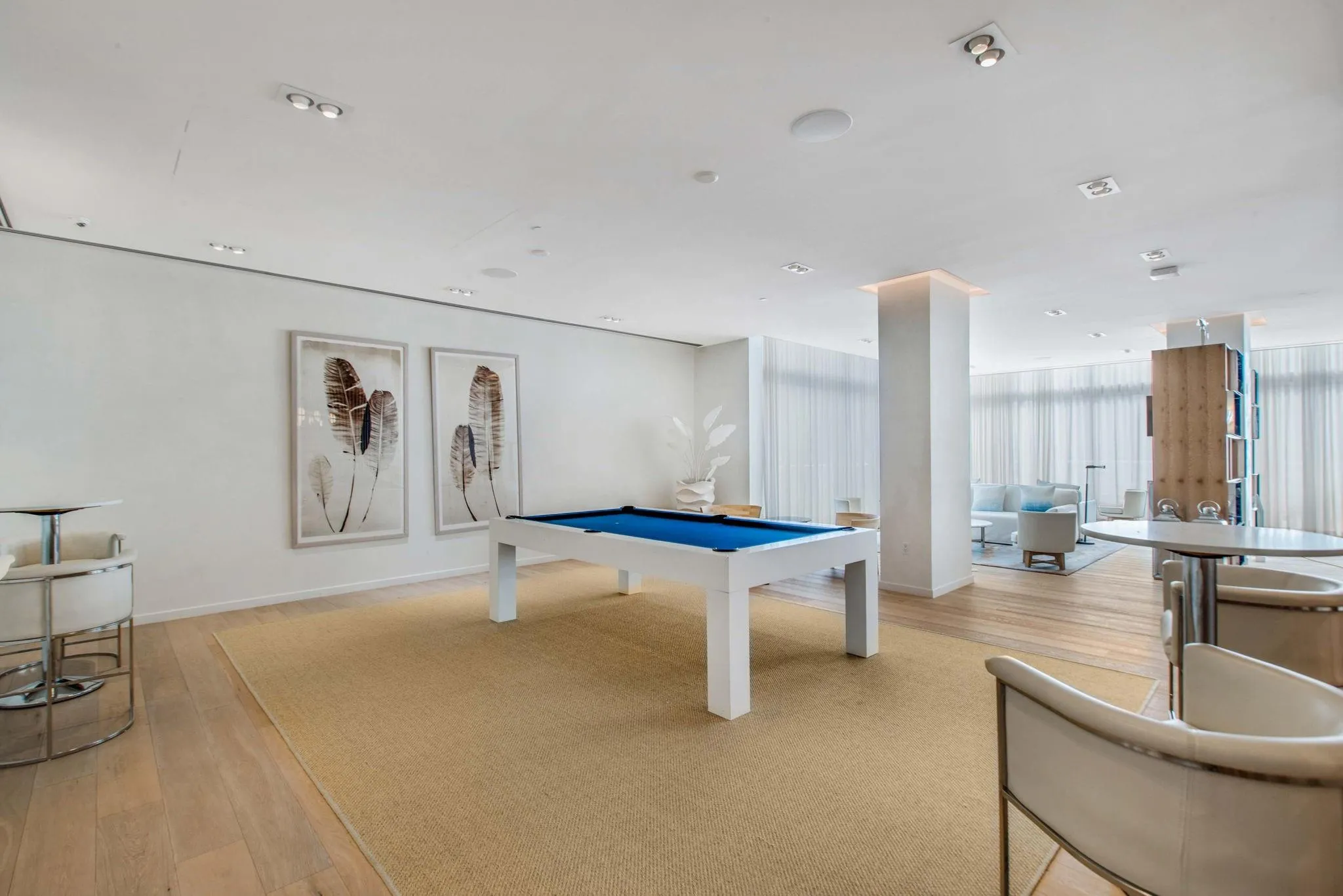 401 N Birch Rd, #413