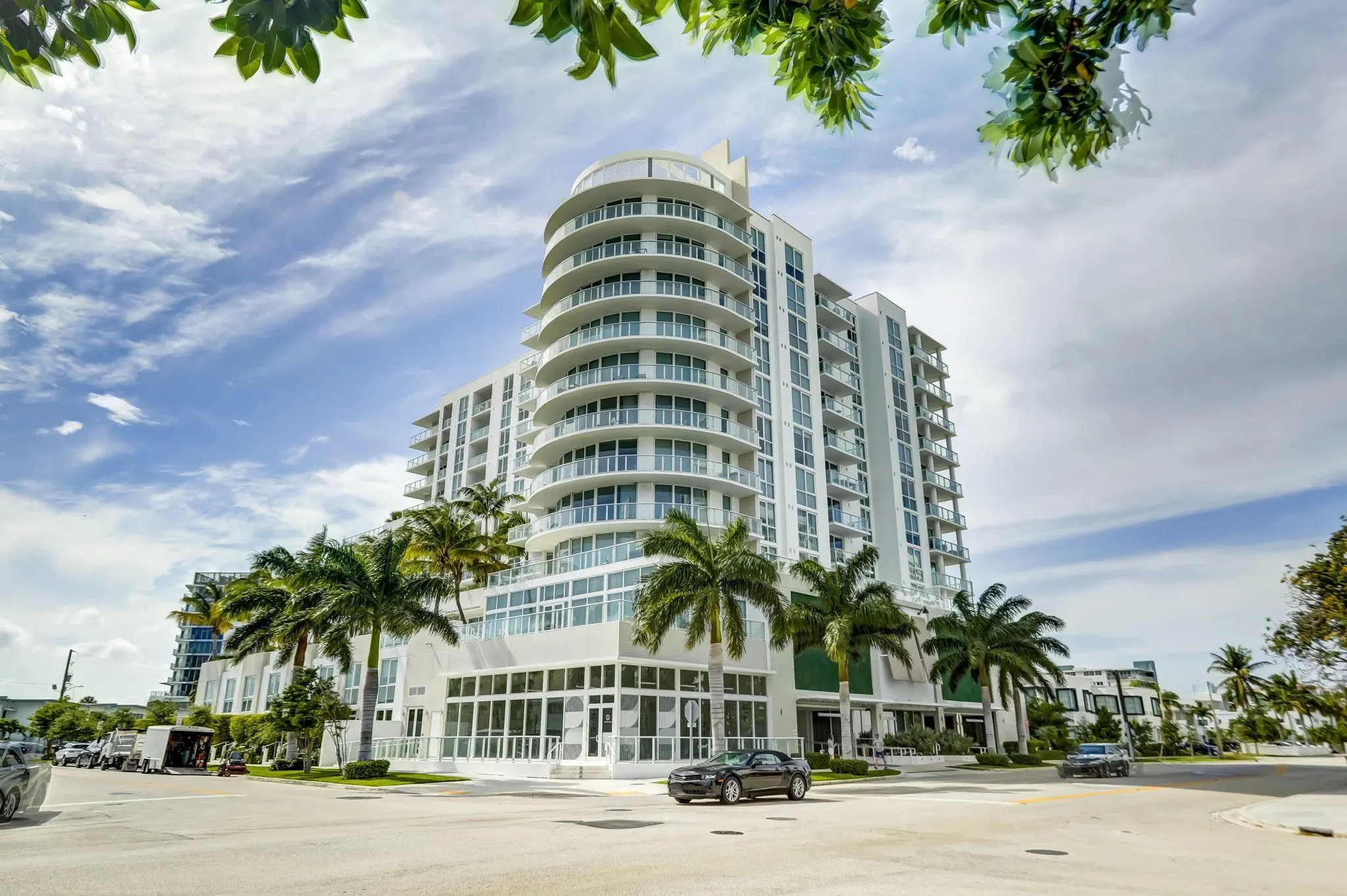 401 N Birch Rd, #413